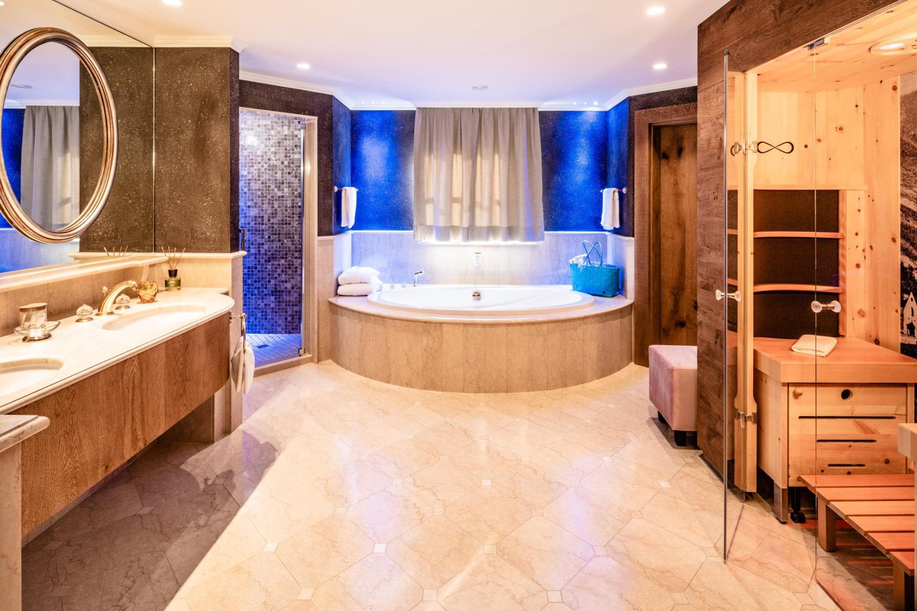 Executive Suite photo 3