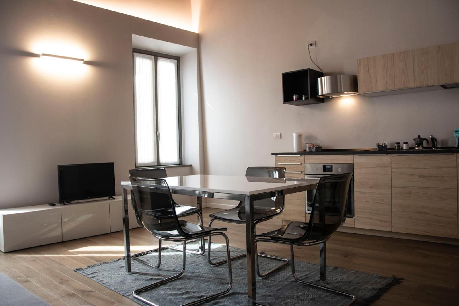 One-Bedroom Apartment - Photo 12