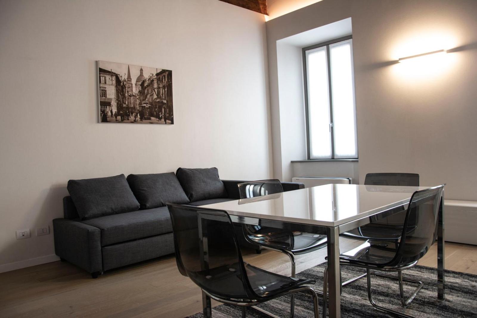 One-Bedroom Apartment - Photo 5