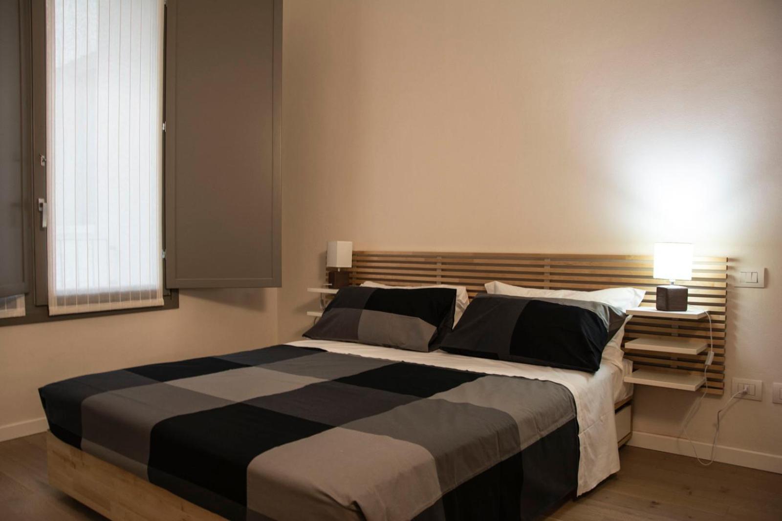 One-Bedroom Apartment - Photo 1