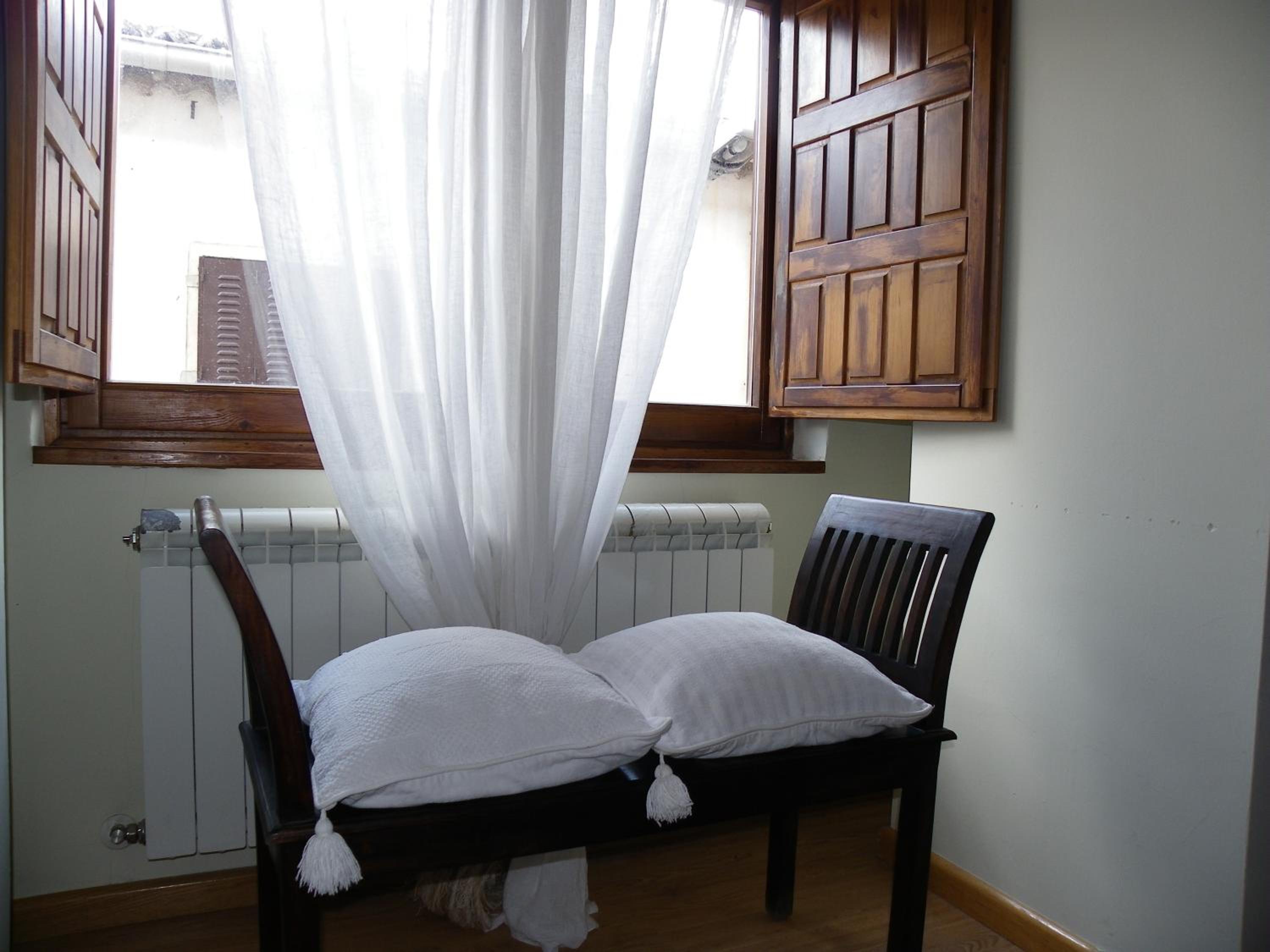 Double or Twin Room photo 2