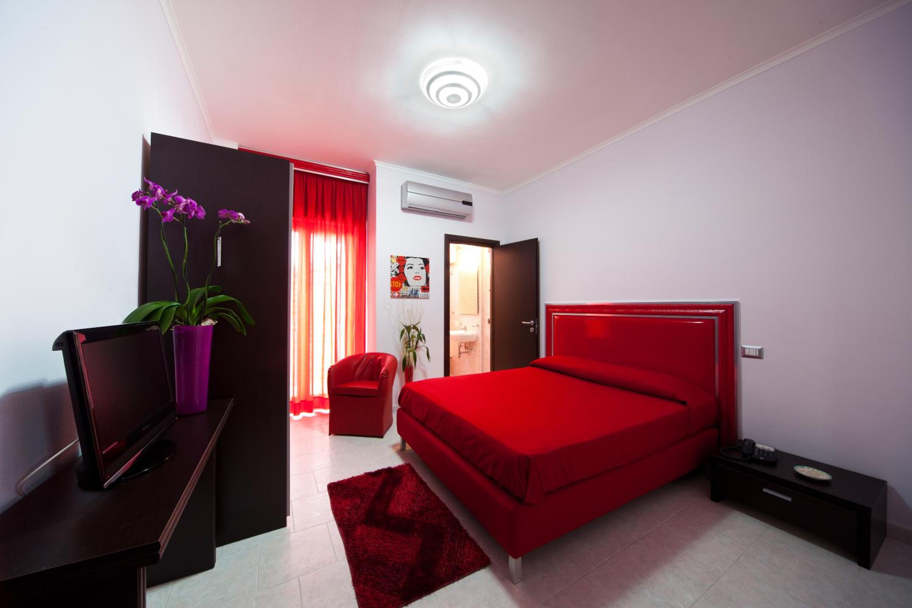 Double Room - Photo 1