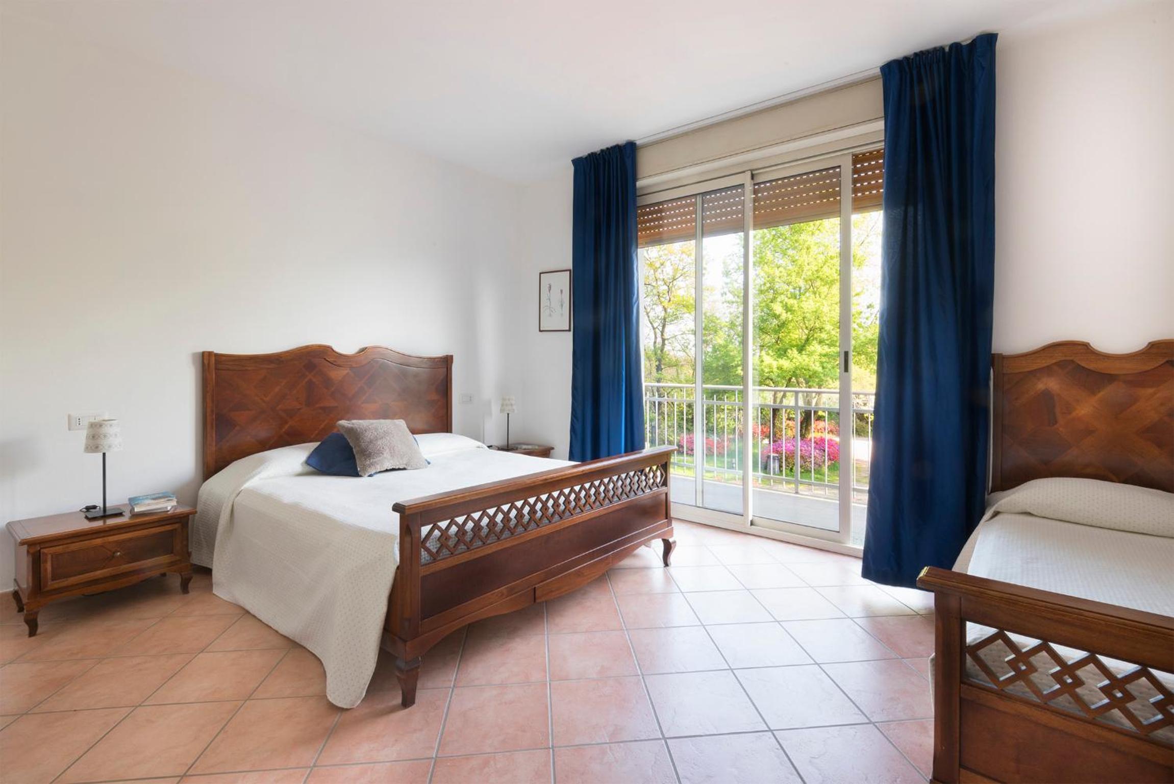 Triple Room with Balcony photo 1