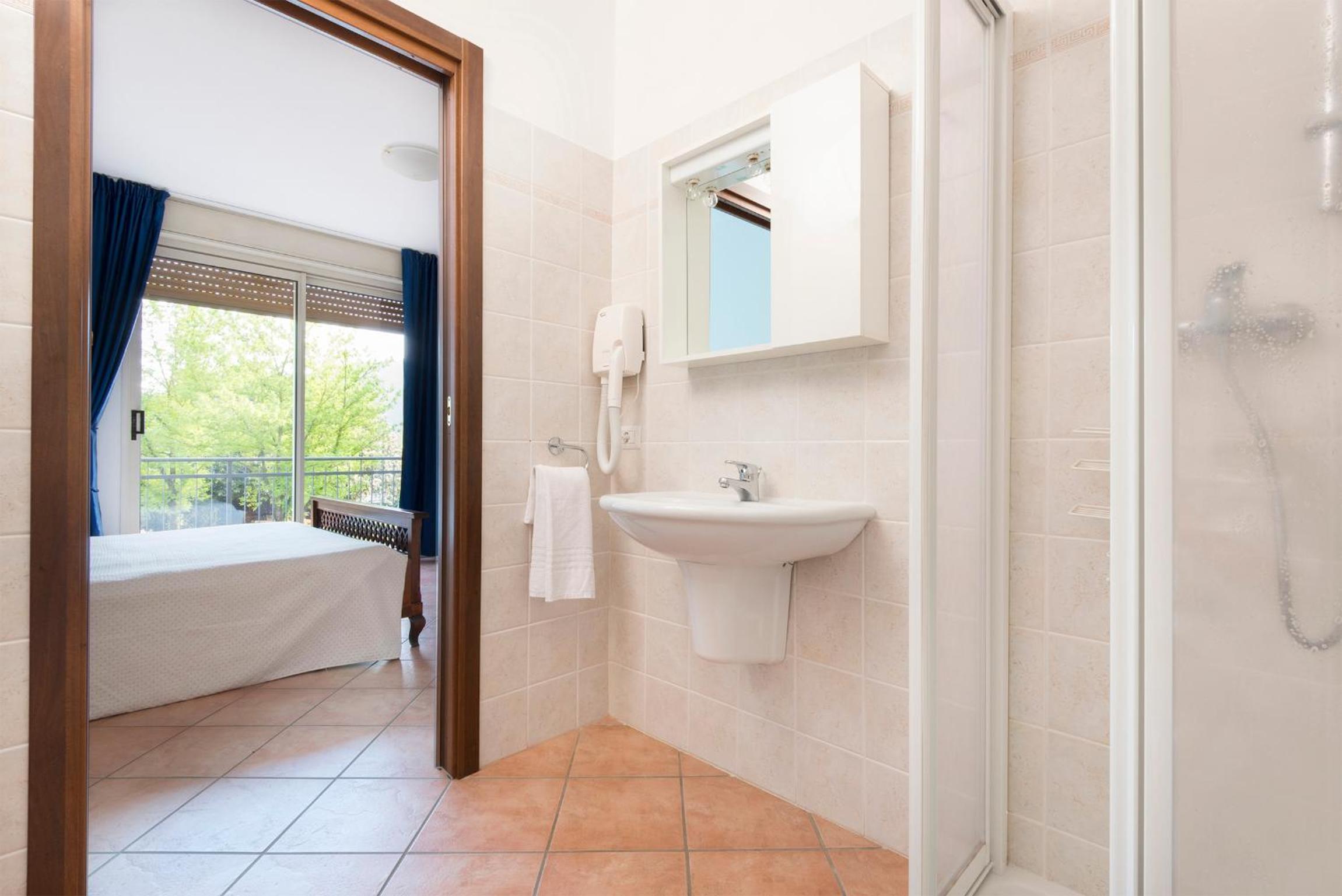 Triple Room with Balcony photo 2
