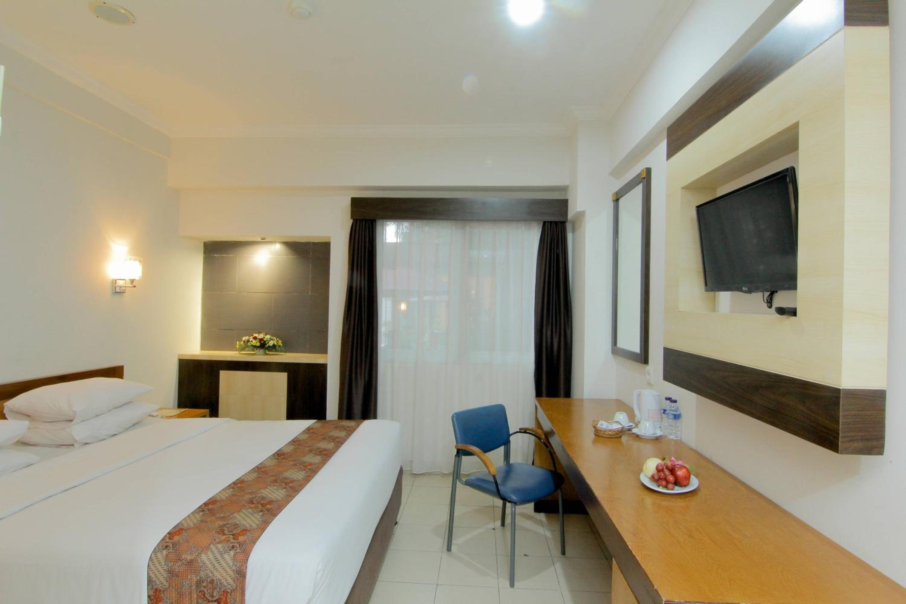 Standard Double Room photo 2