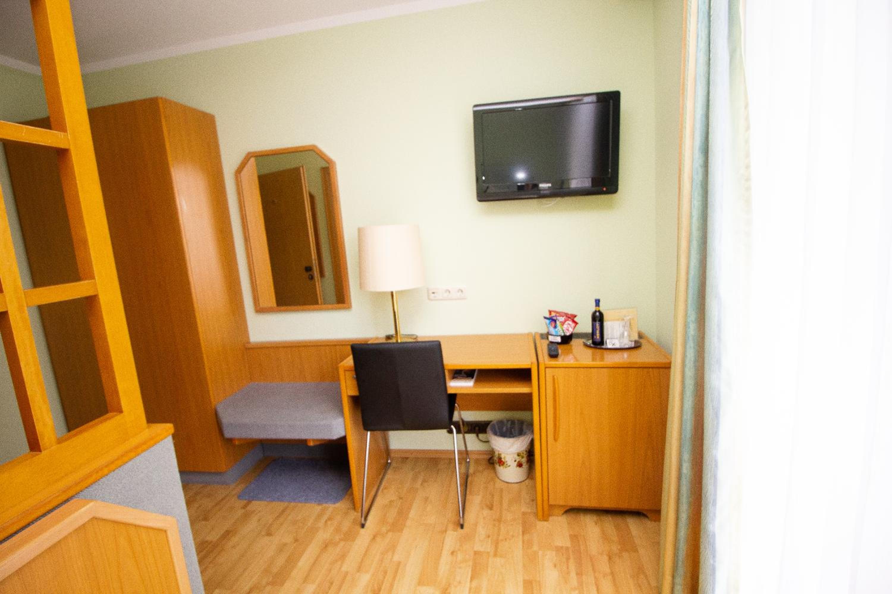 Single Room