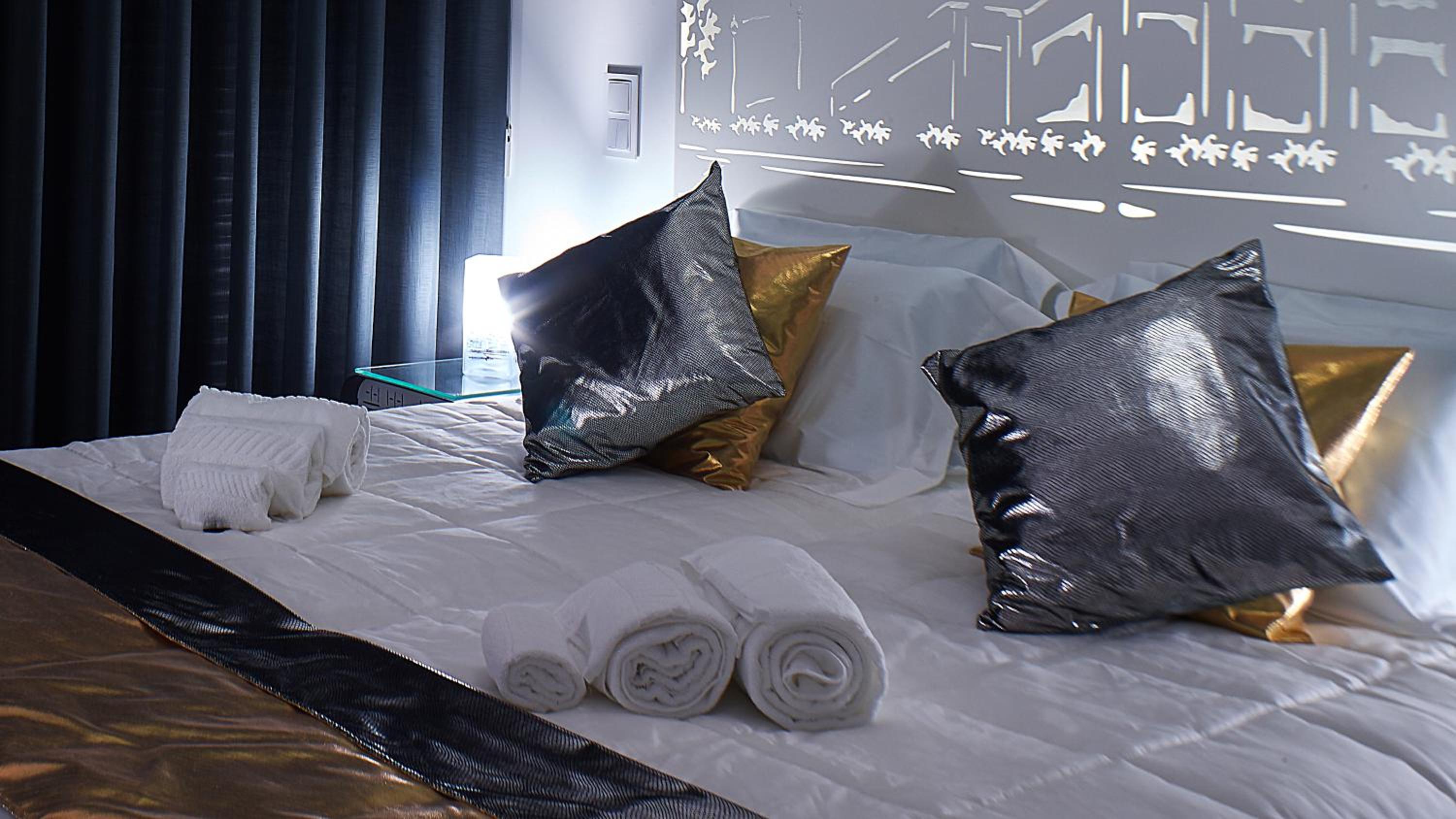 Deluxe Suite photo 3