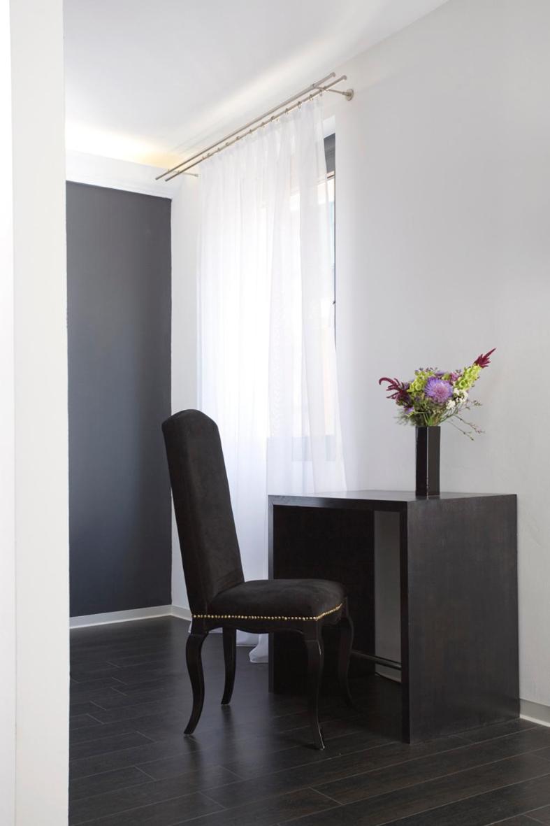 Premium Double Room - Photo 6