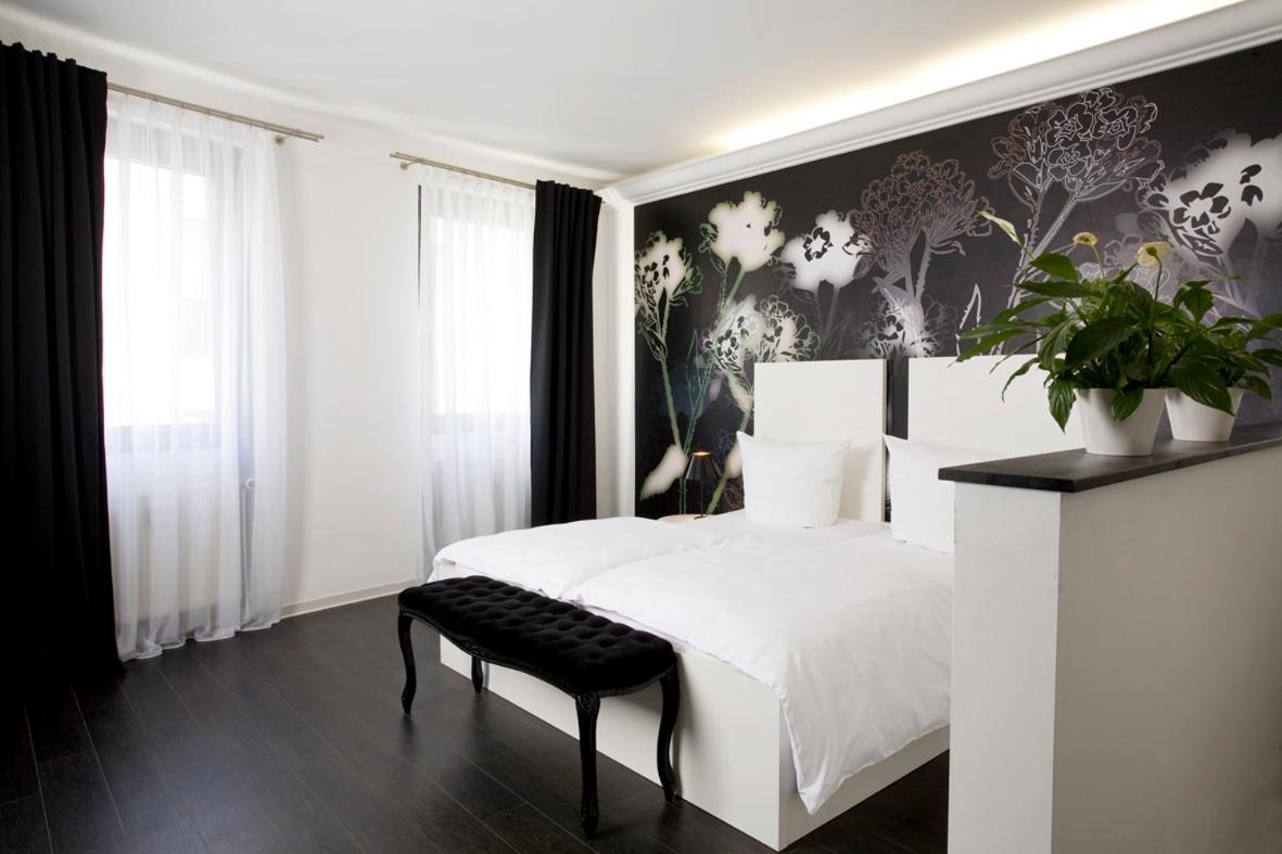 Premium Double Room - Photo 5