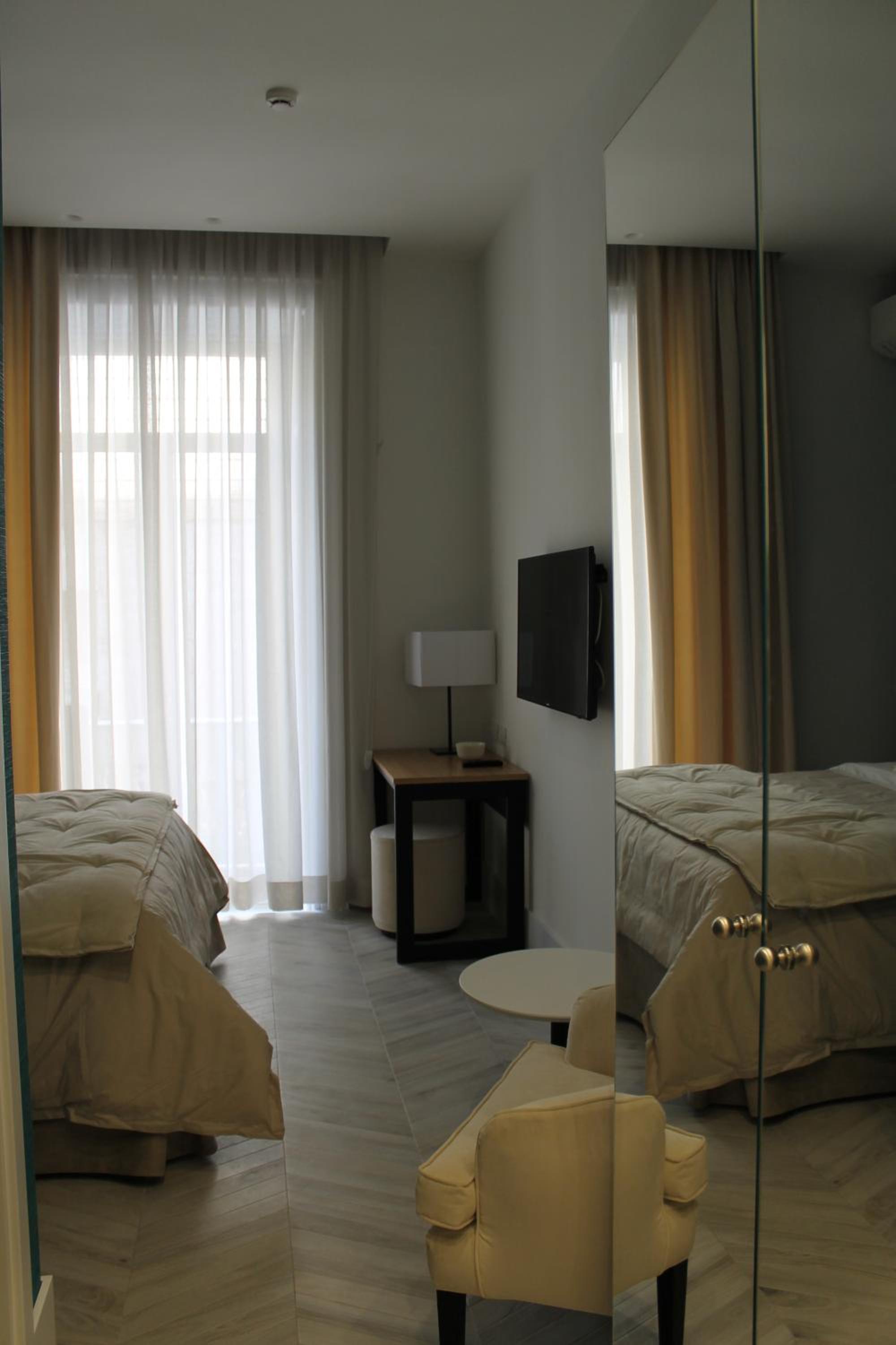 Standard Double Room photo 1