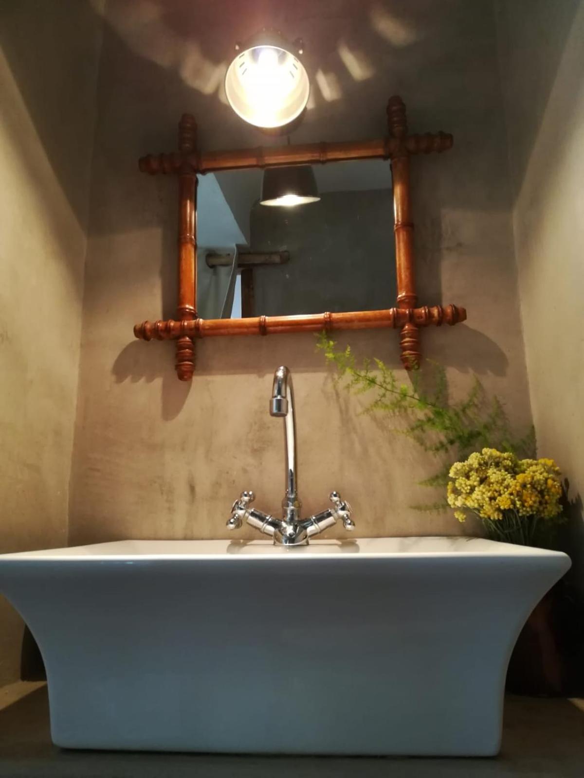 Deluxe Double or Twin Room with Garden View - Photo 11