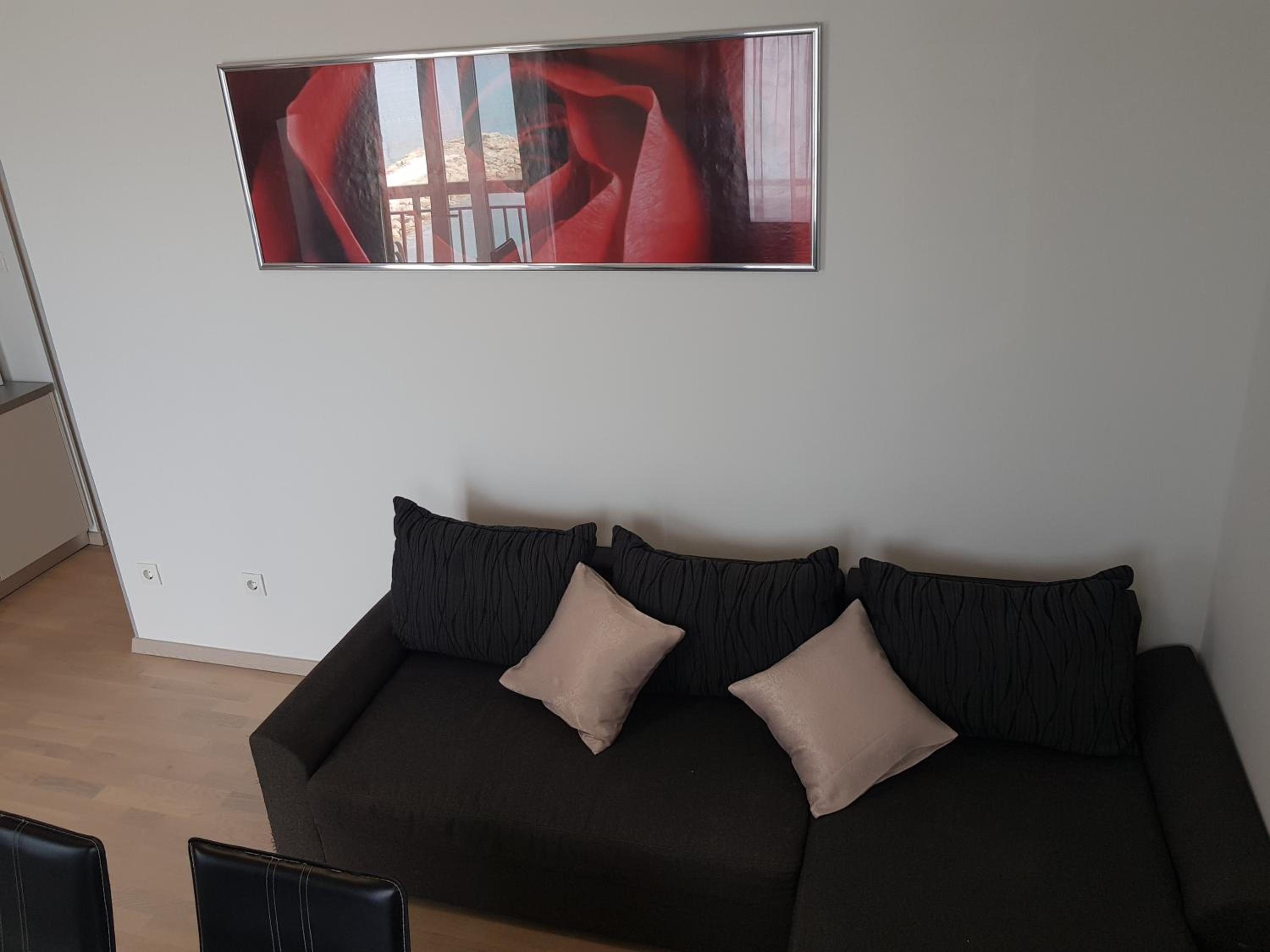 Two-Bedroom Apartment with Balcony and Sea View