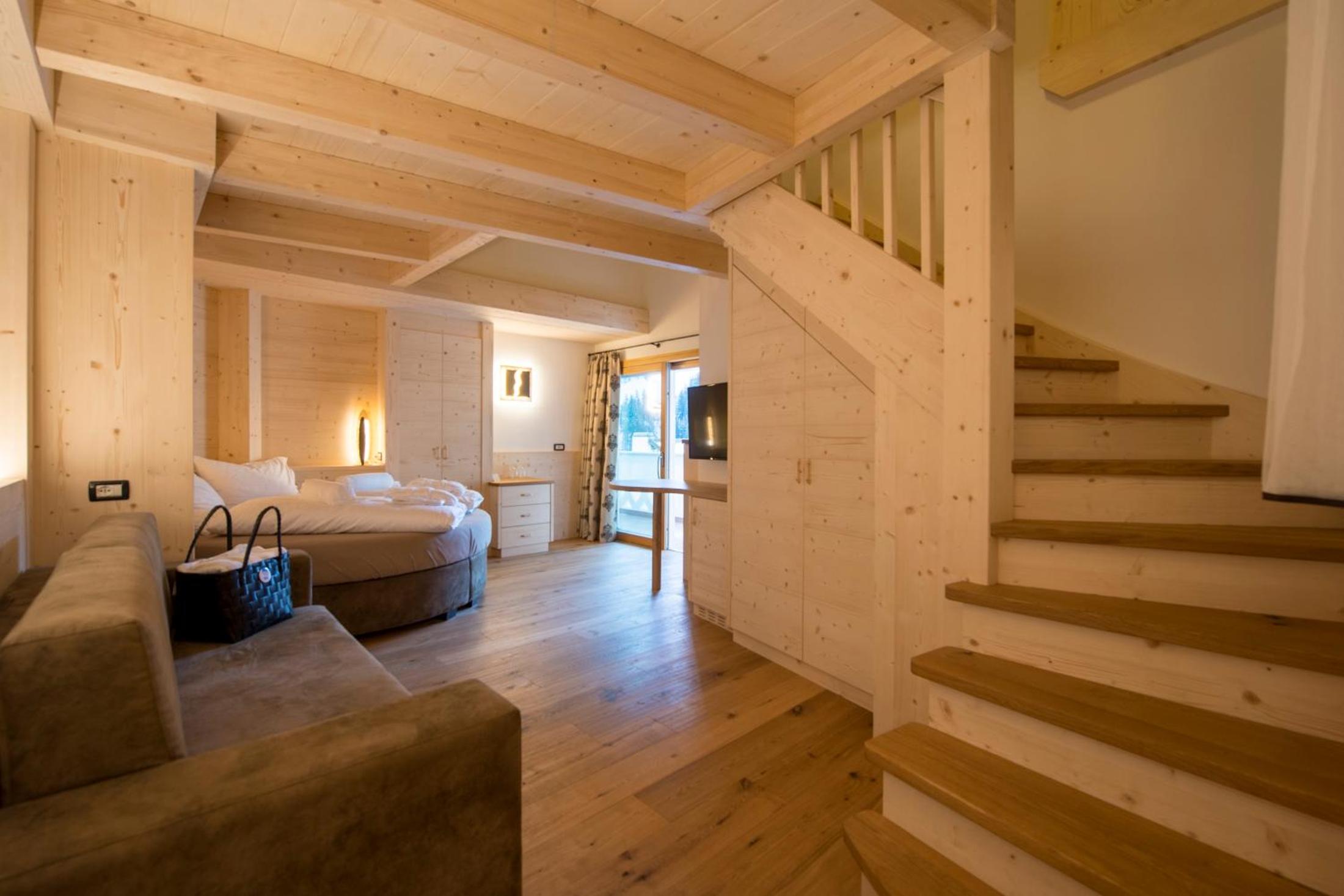 Duplex Family Room - Photo 12