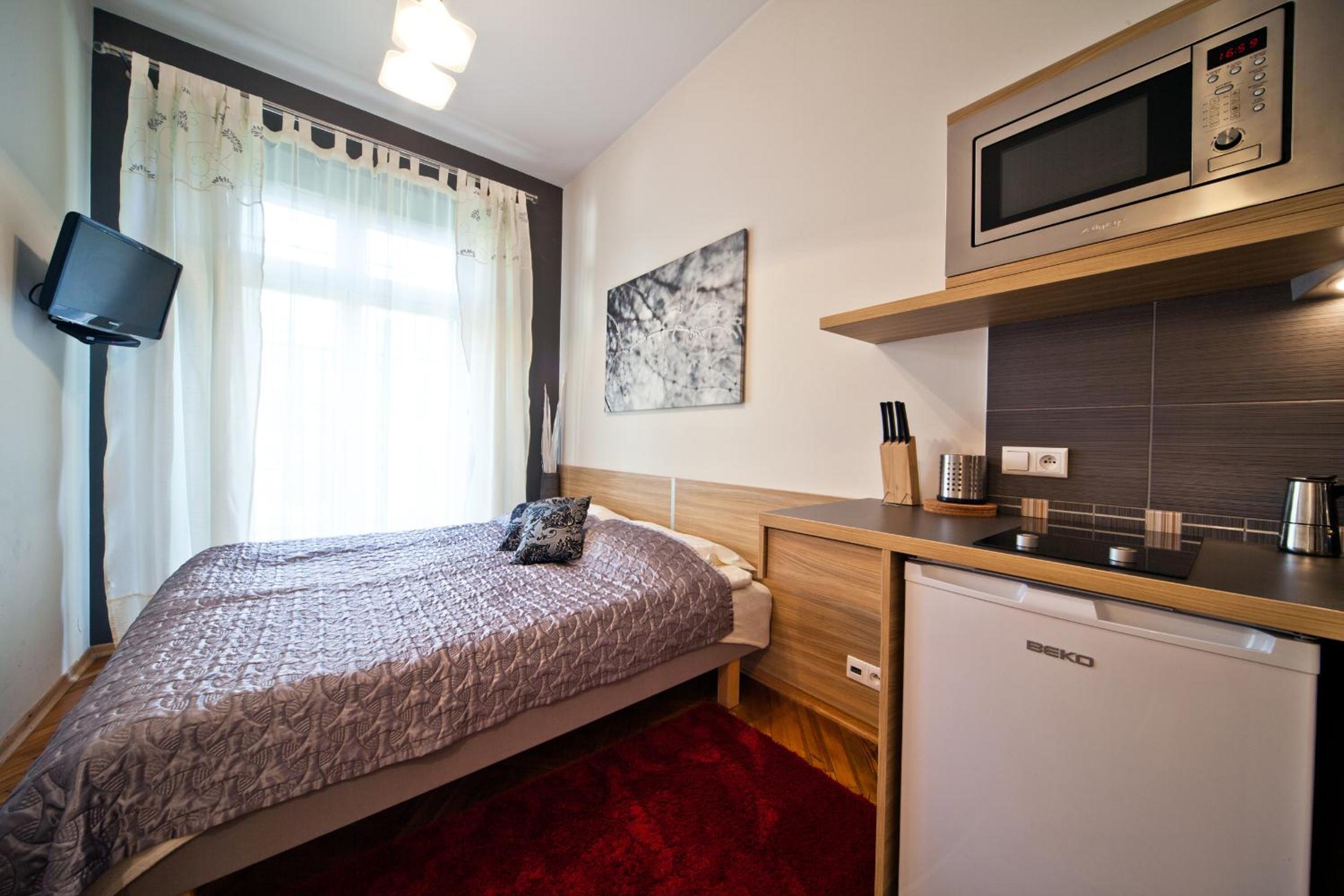 Economy Apartment (2 adults)