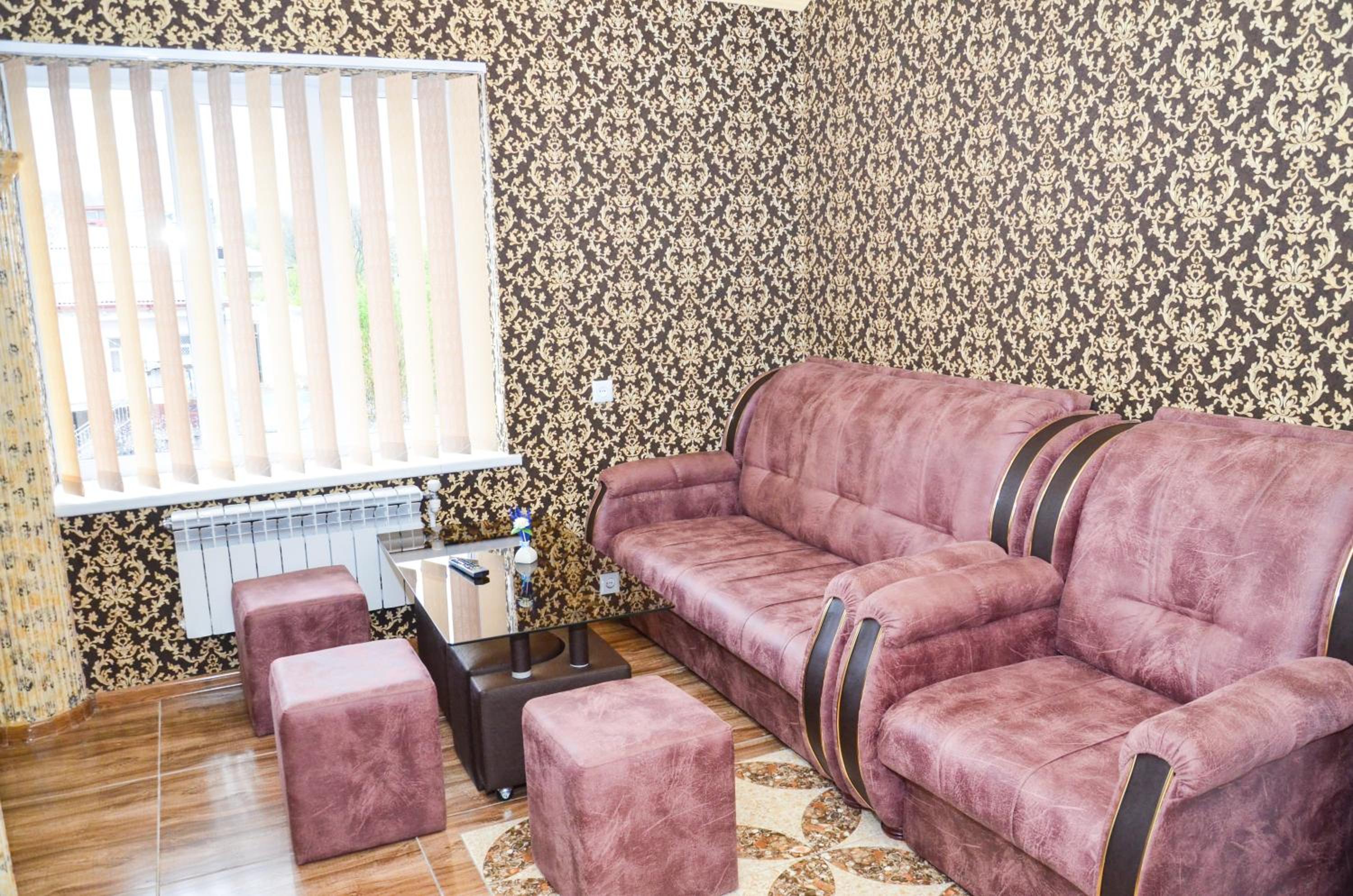 One-Bedroom Suite photo 2