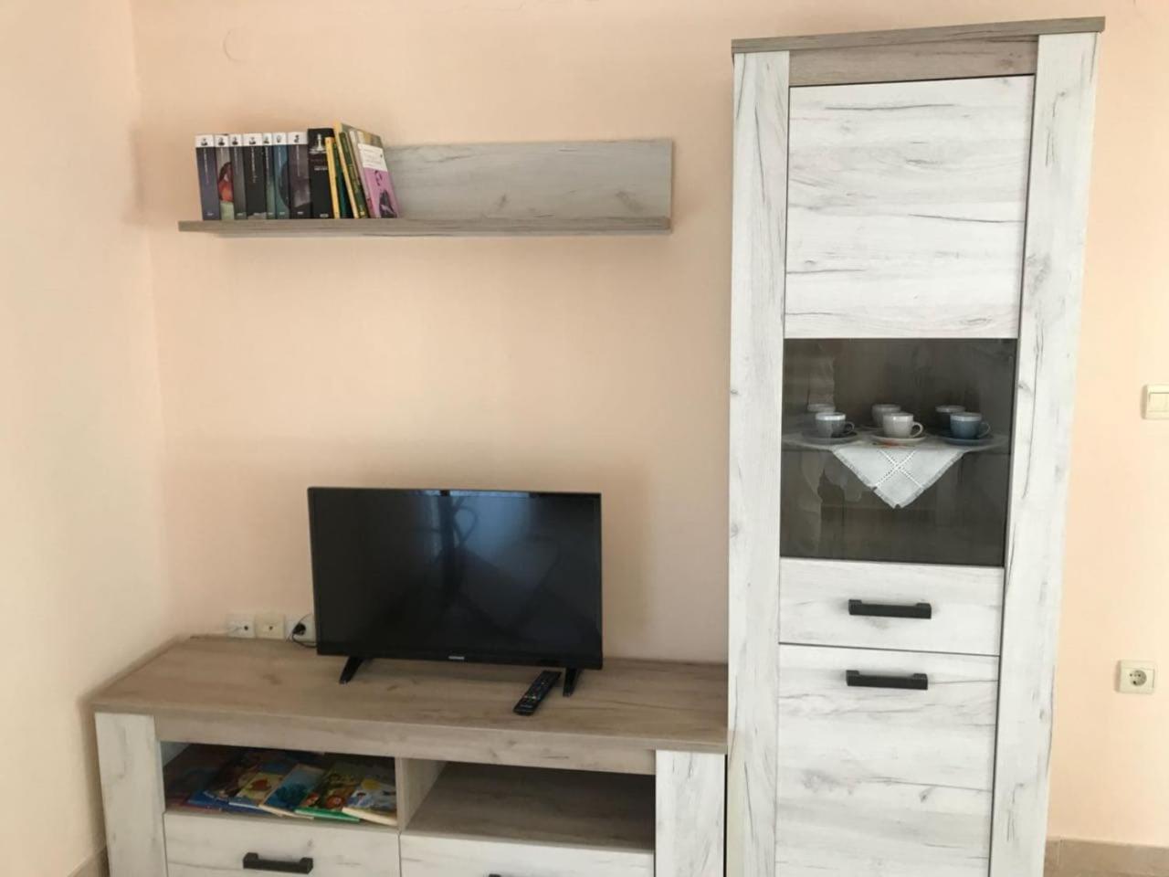 Apartment - Photo 25