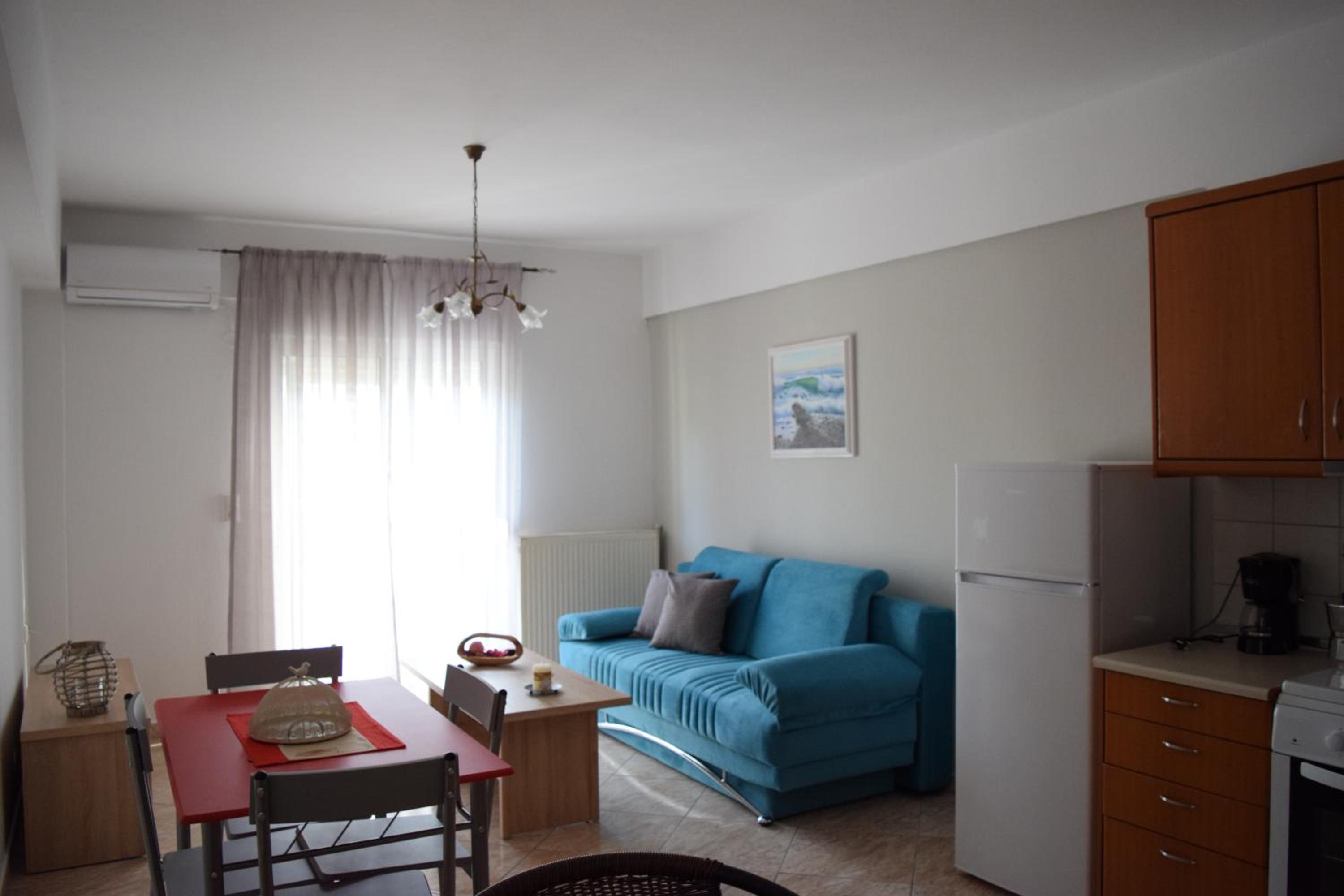 Apartment with Mountain View photo 3