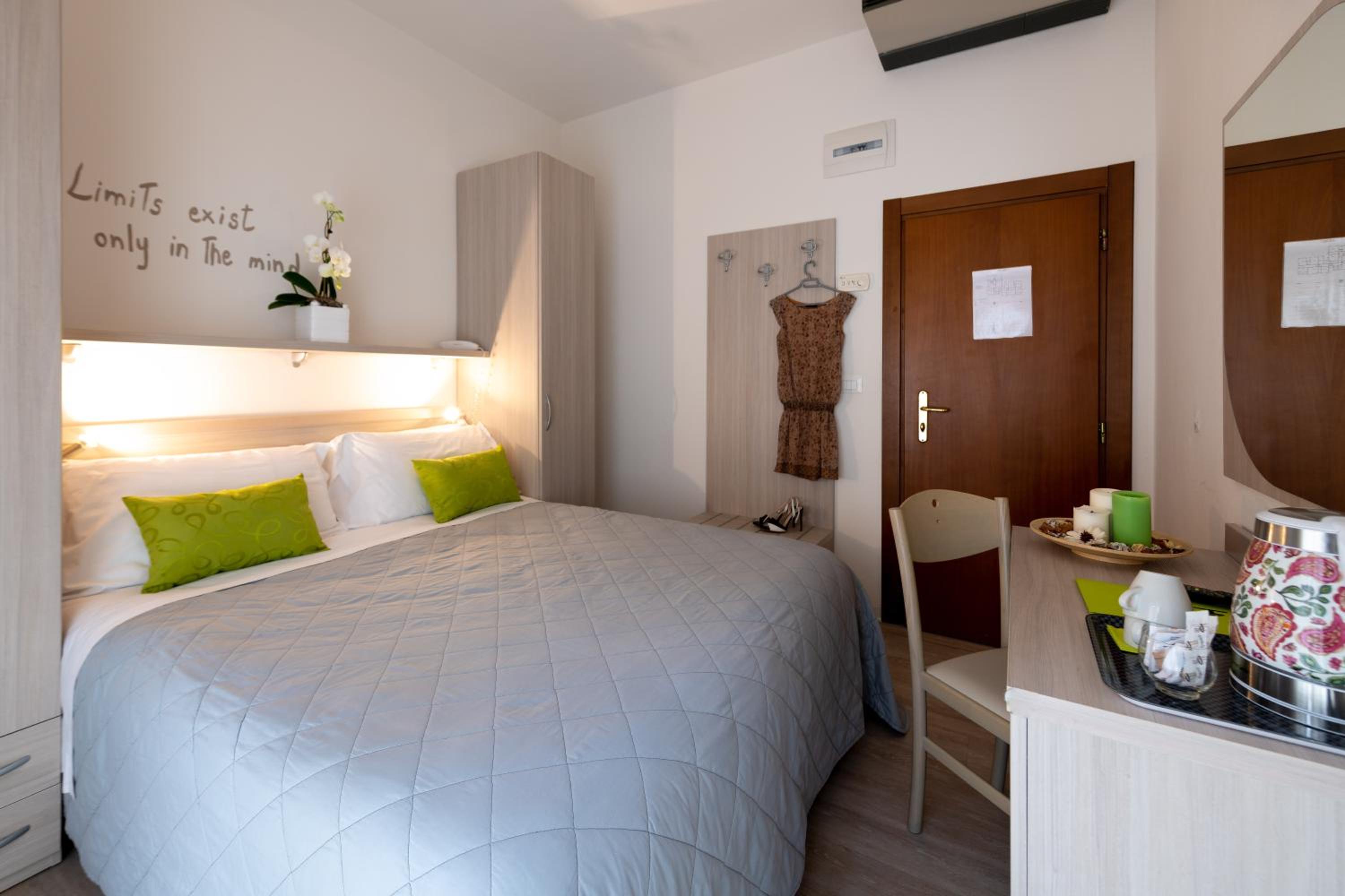 Double or Twin Room with Balcony photo 1