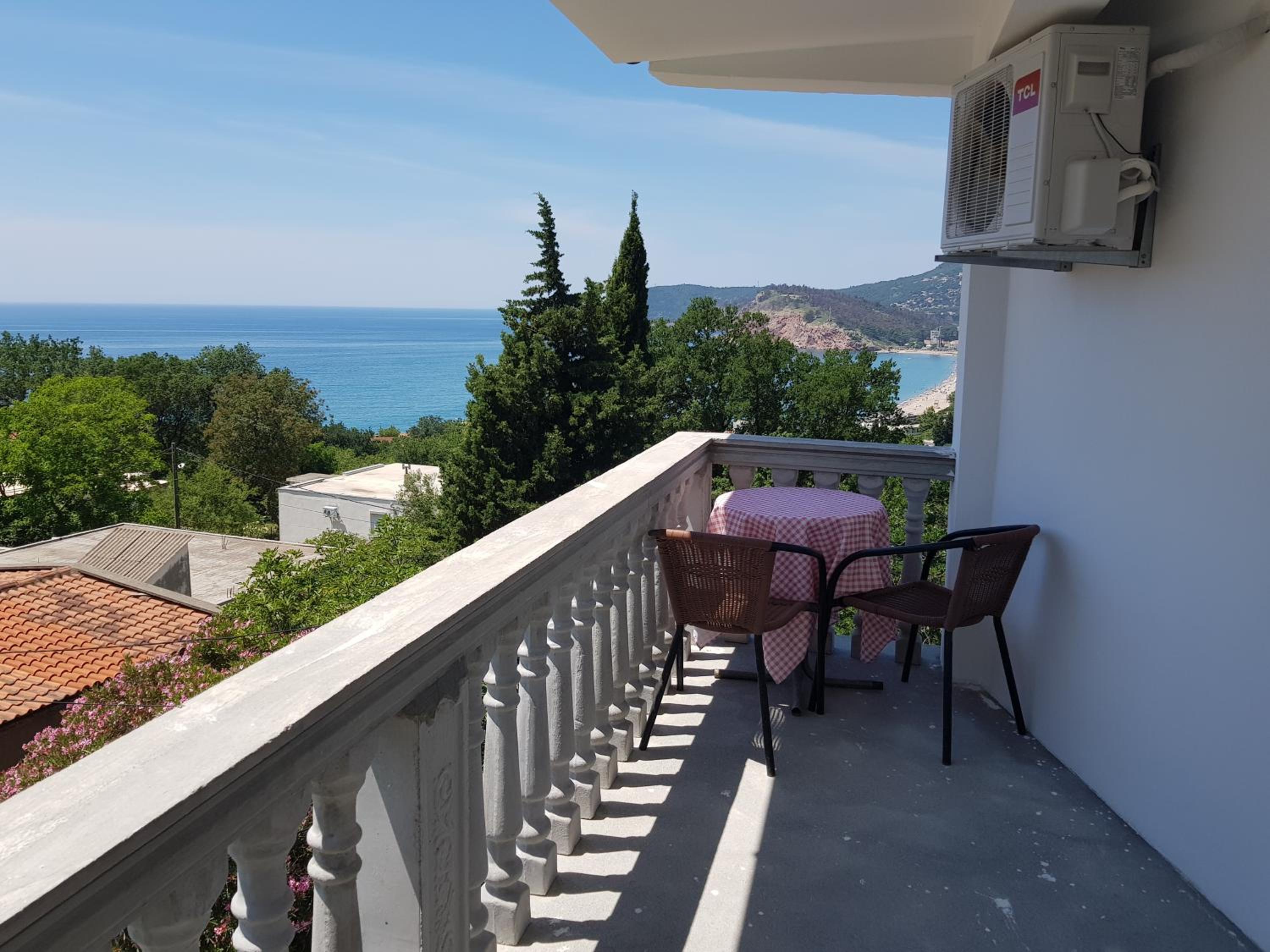 Apartment with Sea View photo 2