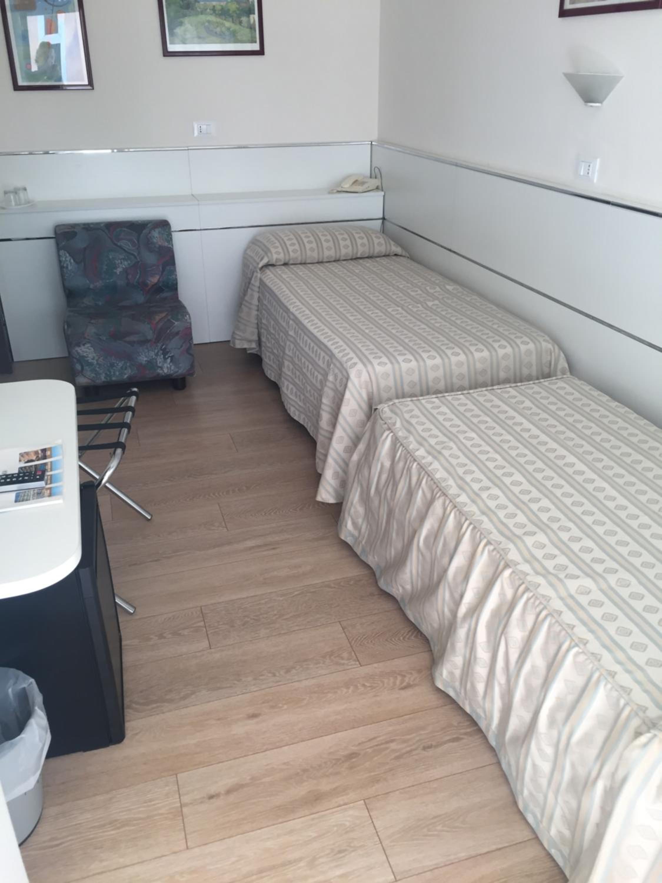 Economy Twin Room