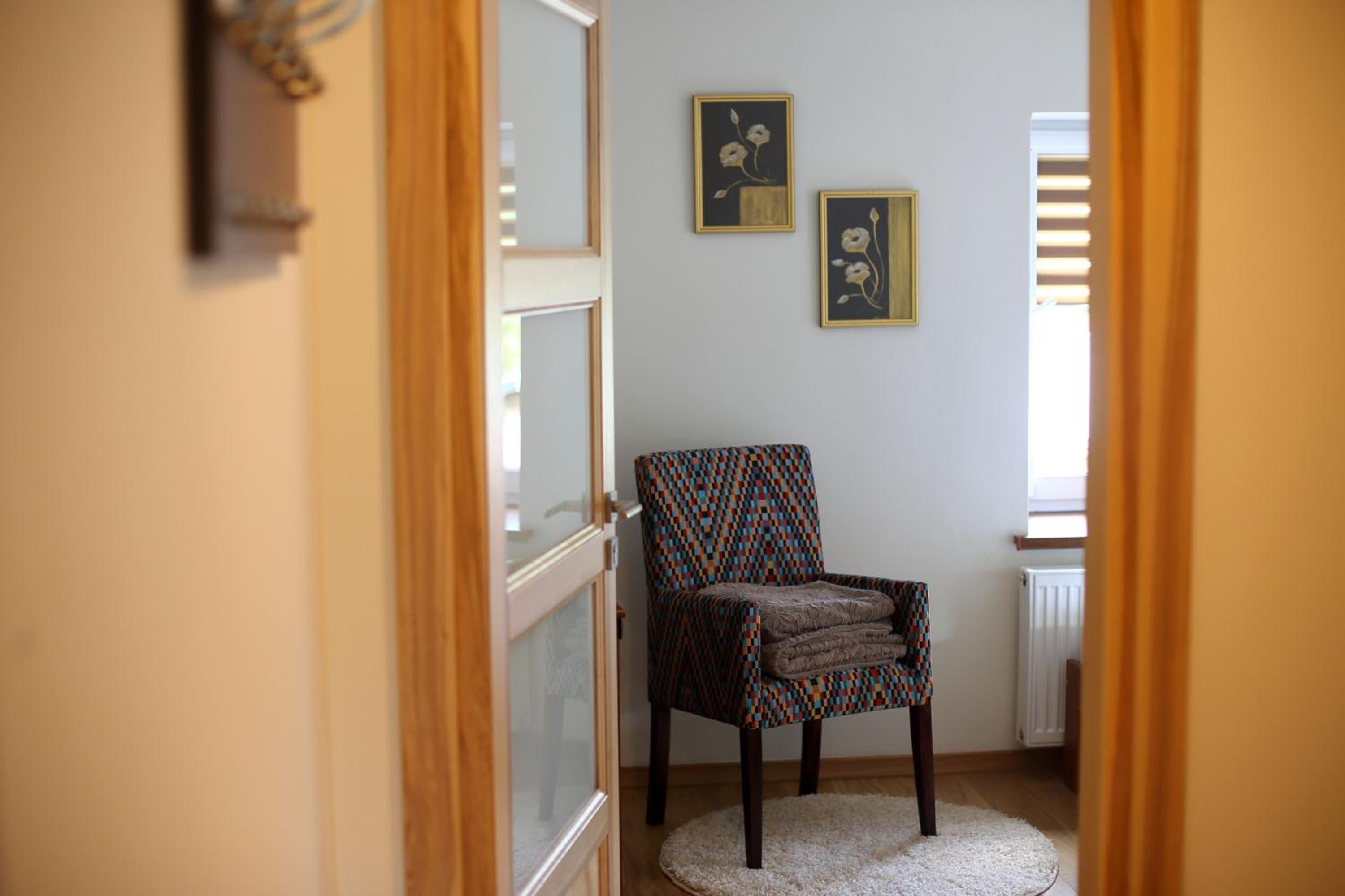 Apartment photo 2