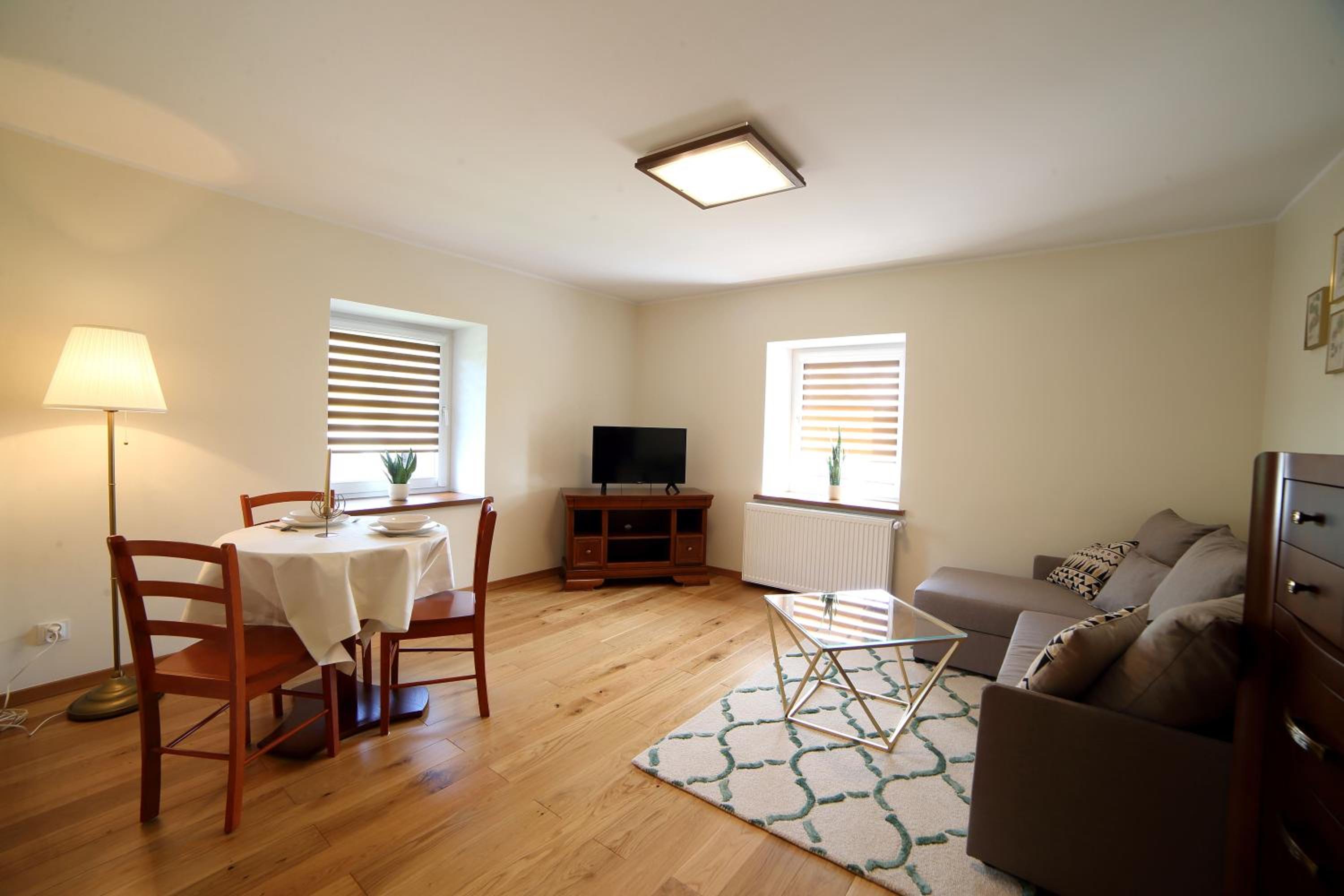 Apartment photo 3