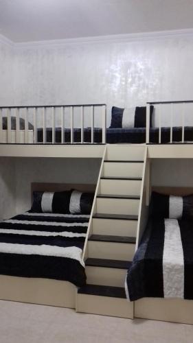 Deluxe Family Suite photo 3
