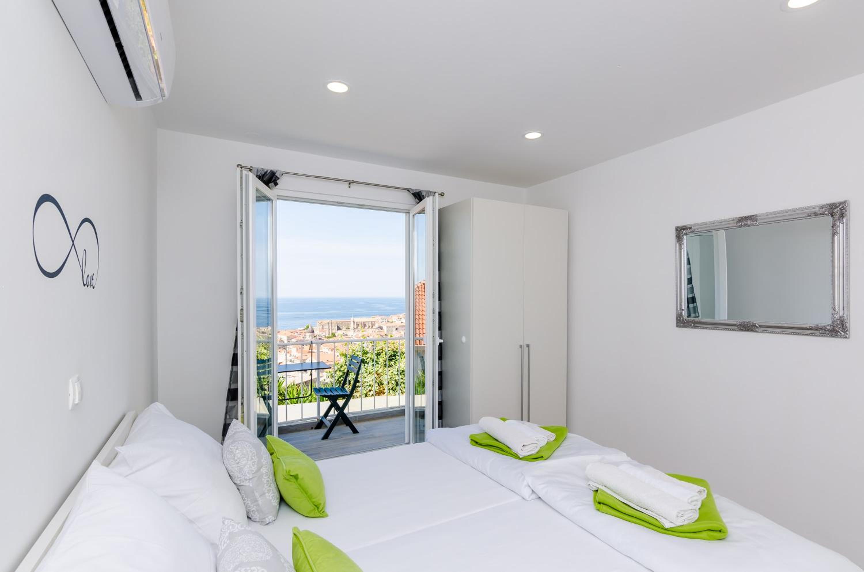 Apartment with Balcony