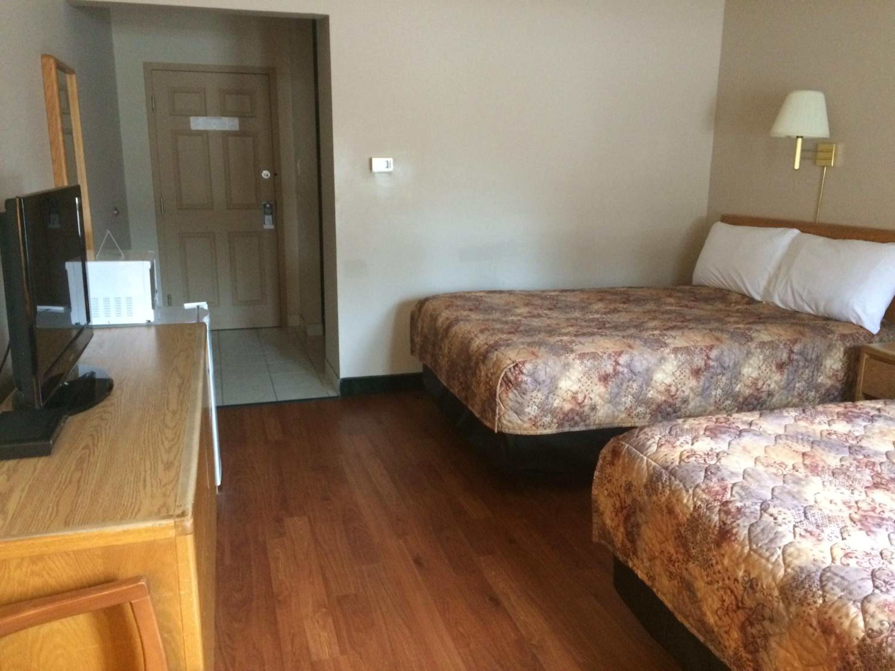 Double Room with Two Double Beds photo 1