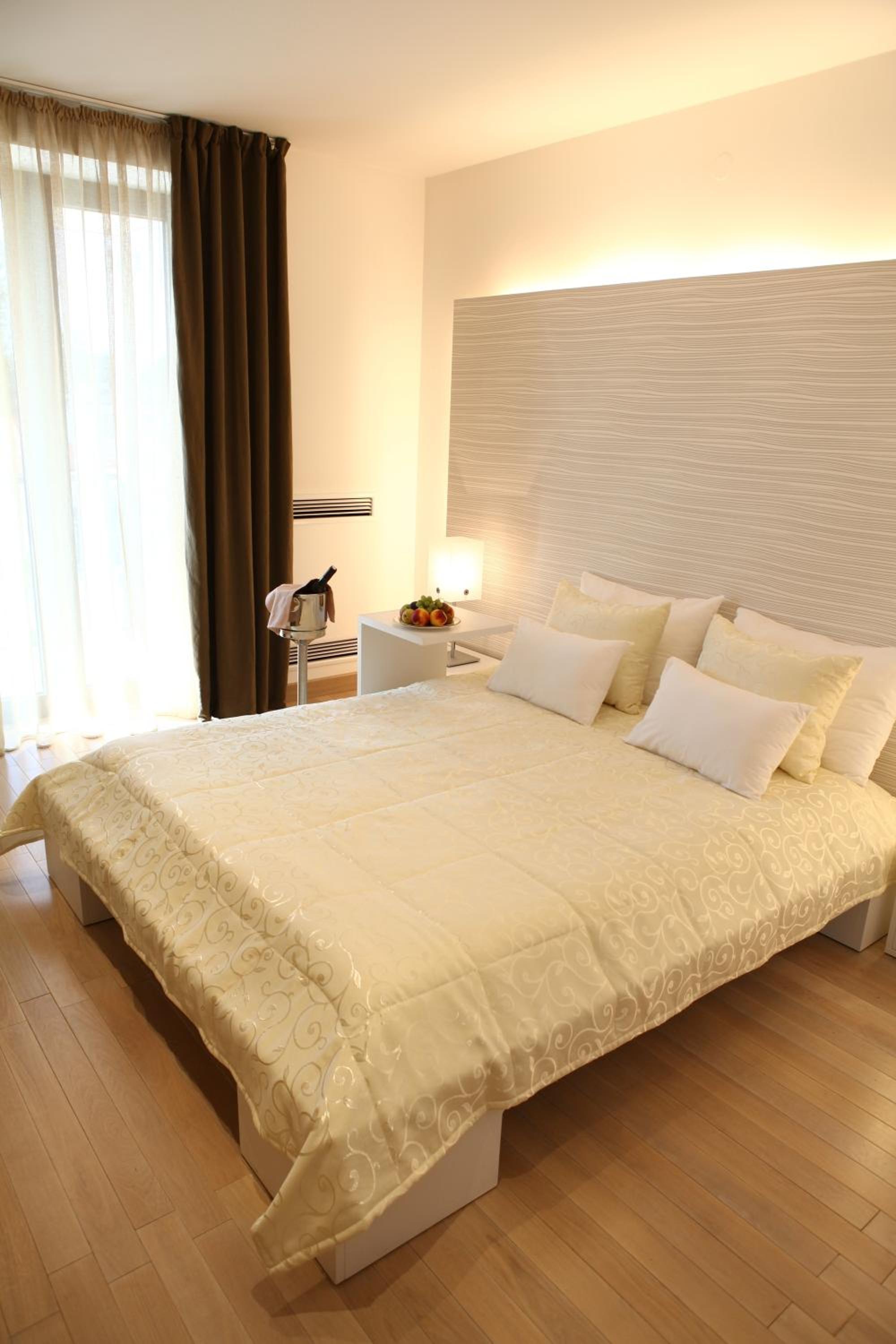 Double Room with Balcony photo 3