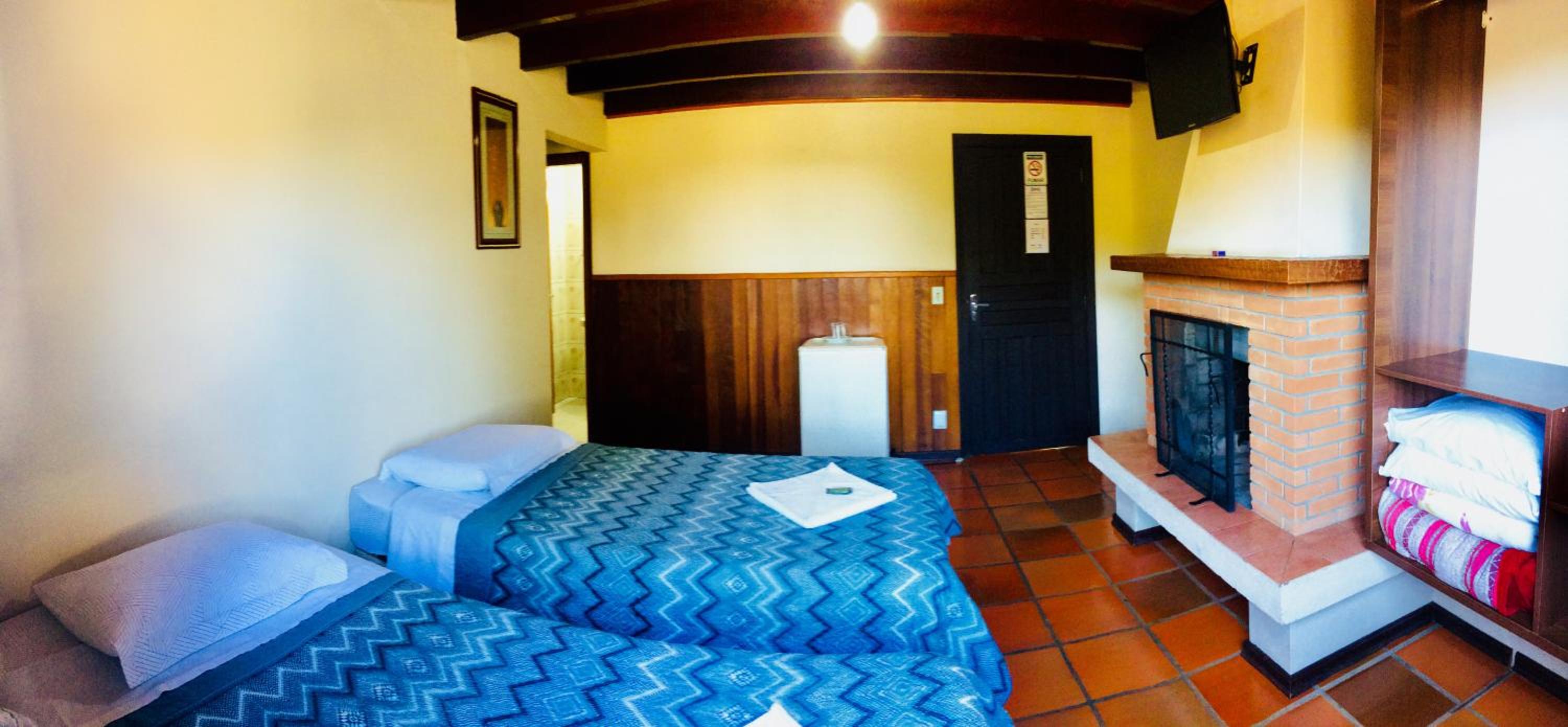 Family Double Room - Photo 1