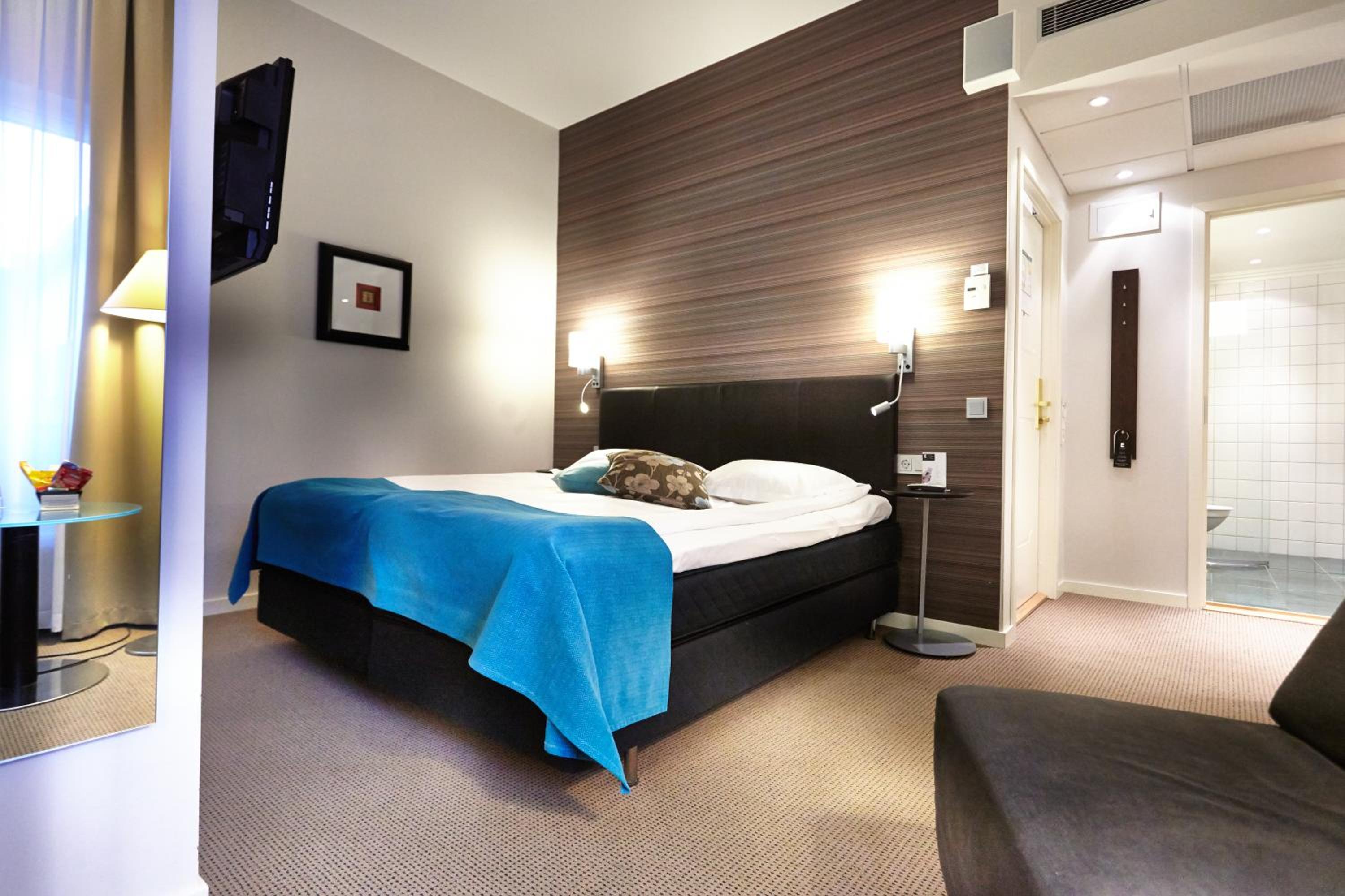 Superior Room - Photo 7