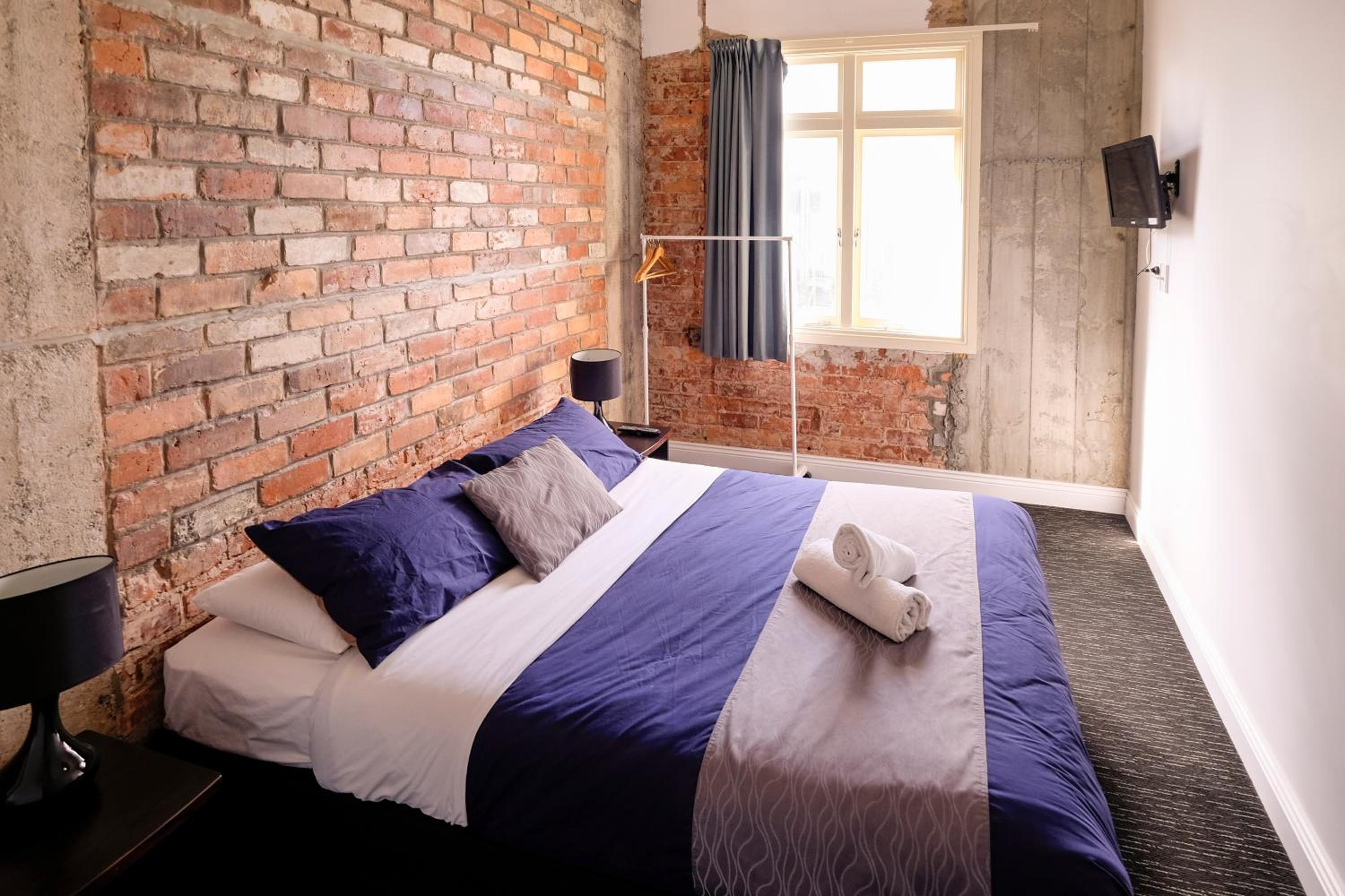 Double Room with Shared Bathroom