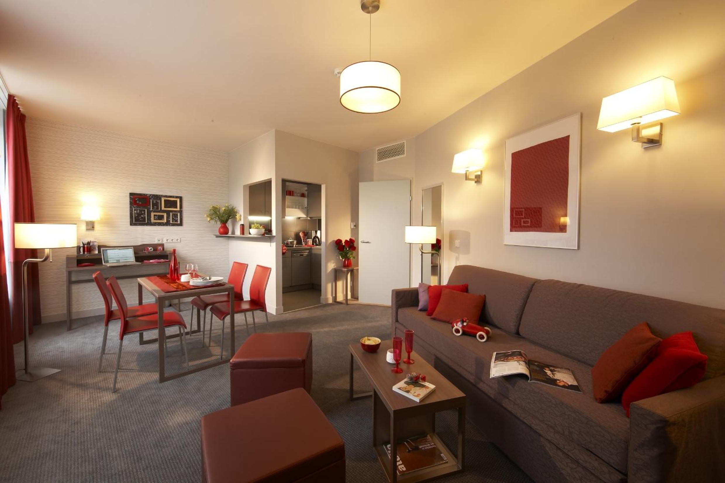 One-Bedroom Apartment  photo 2