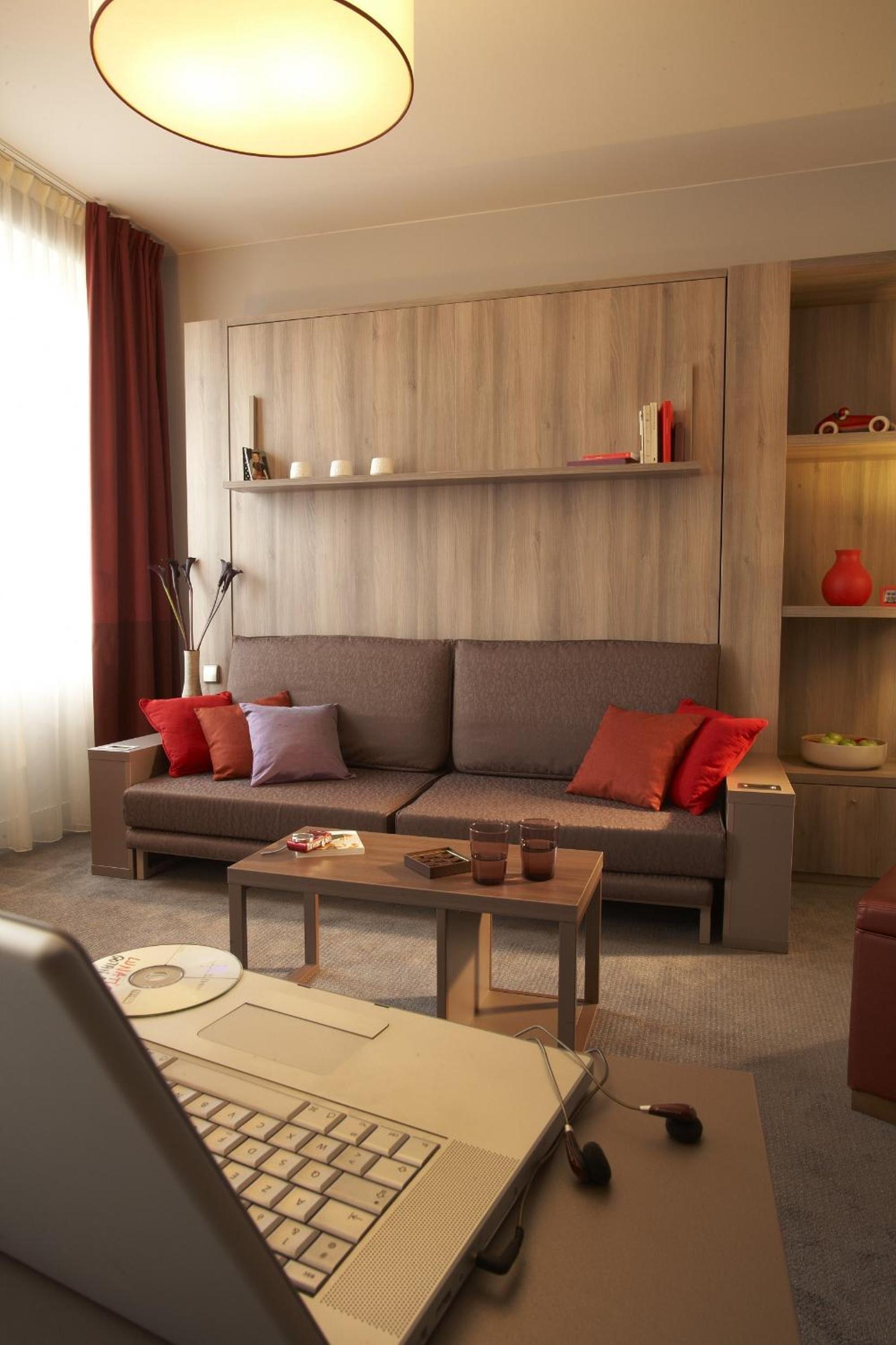 One-Bedroom Apartment  photo 1