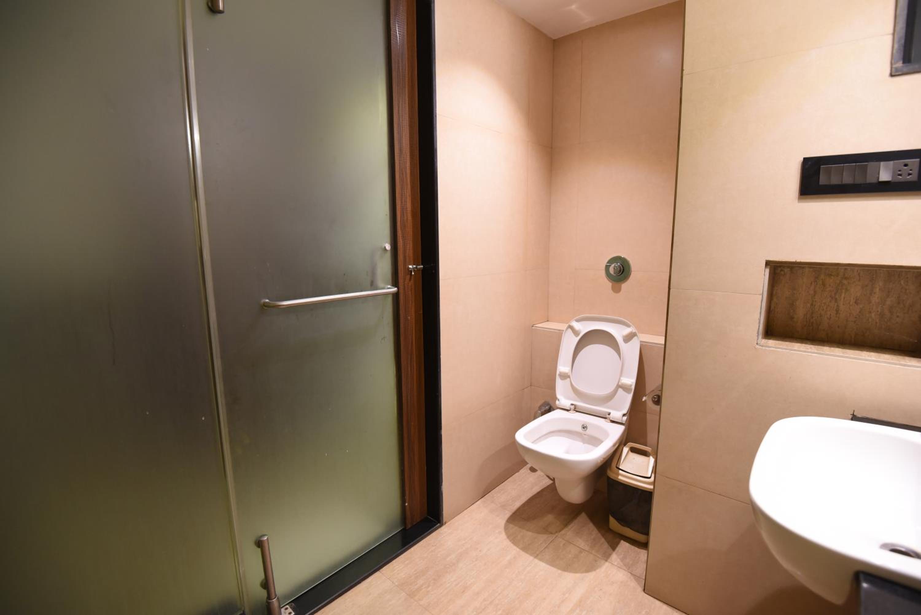 Deluxe Double Room photo 3