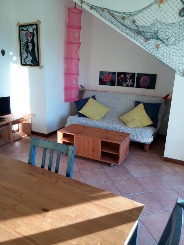 One-Bedroom Apartment with Garden View photo 3