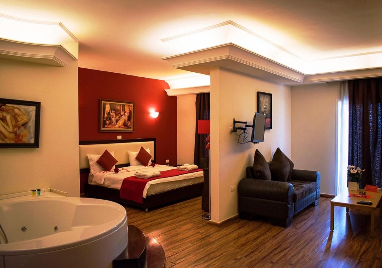 King Suite with Sea View photo 3