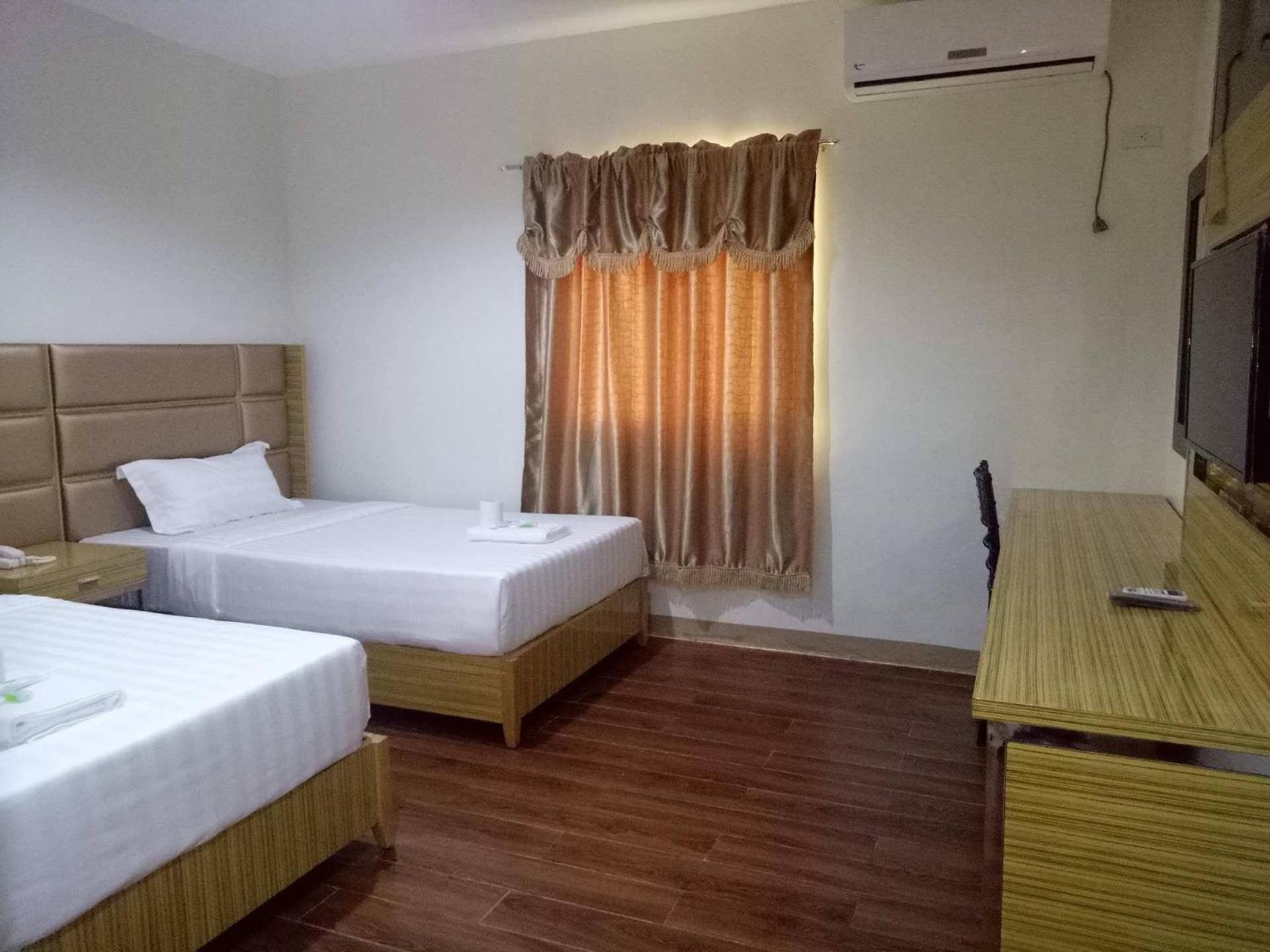 Deluxe Twin Room photo 3