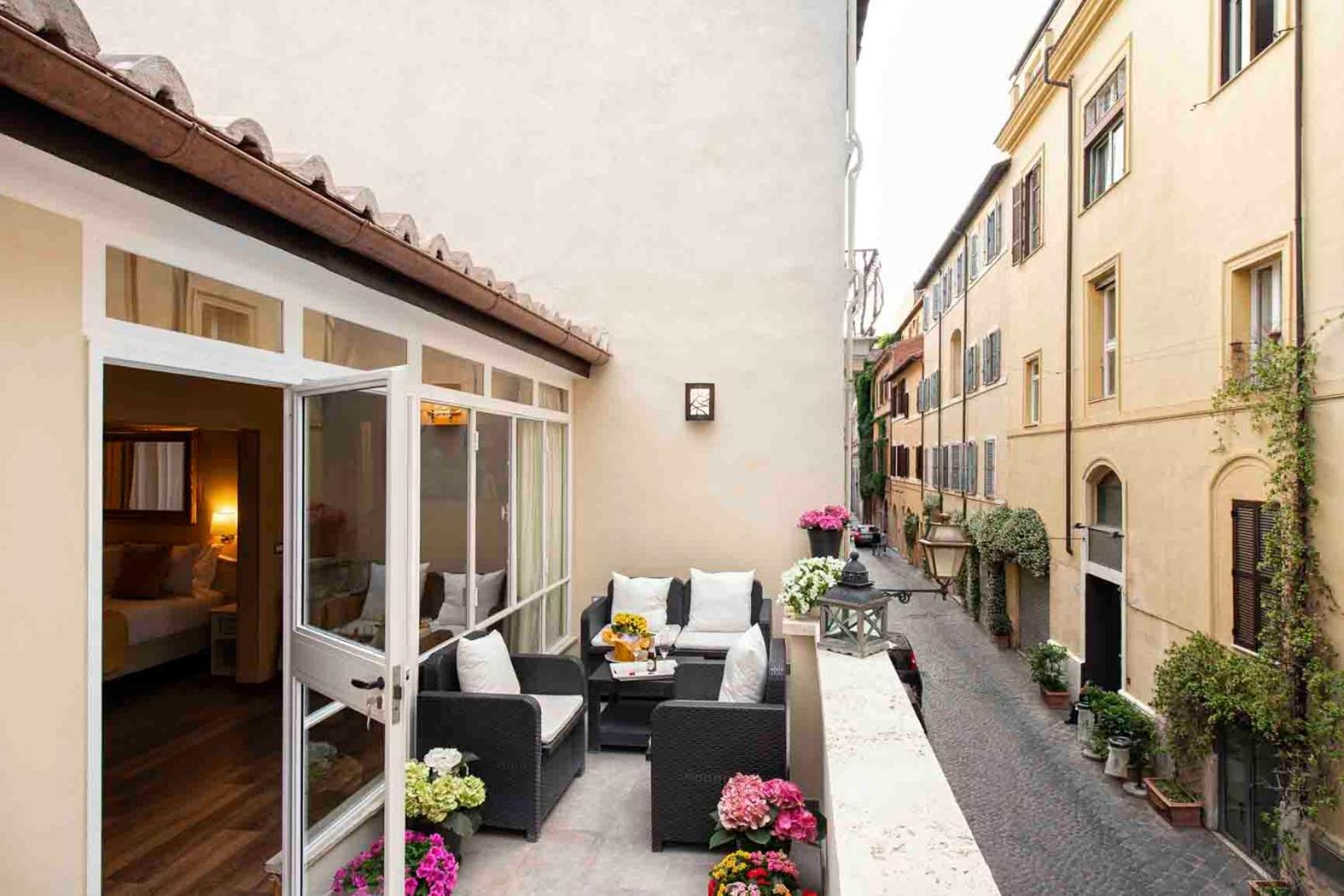Family Room with Terrace photo 3