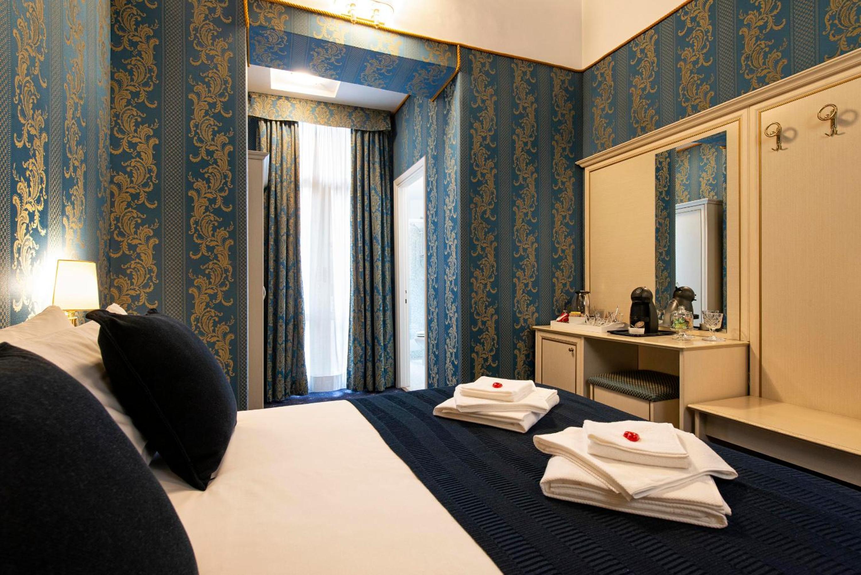 Double or Twin Room with Private Bathroom