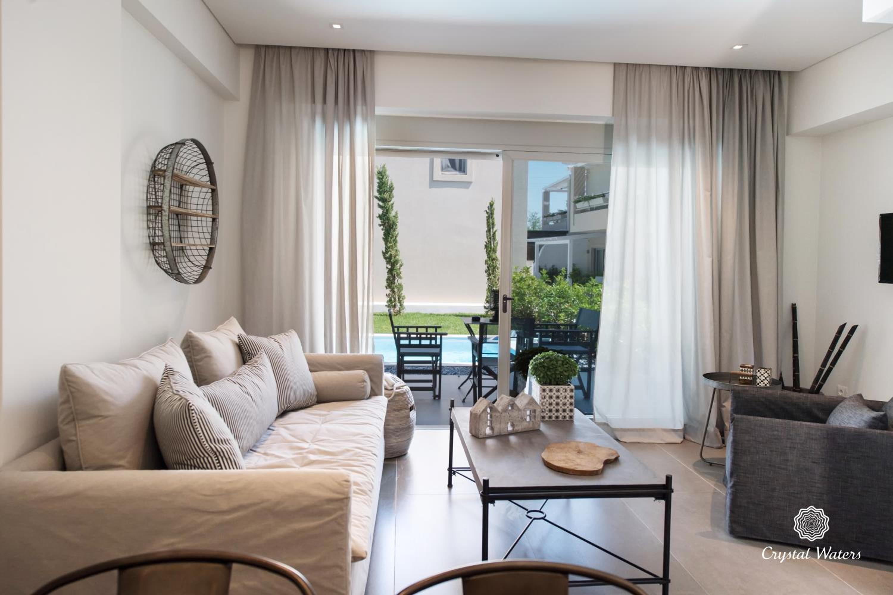Deluxe suite with private pool and garden view - Photo 22