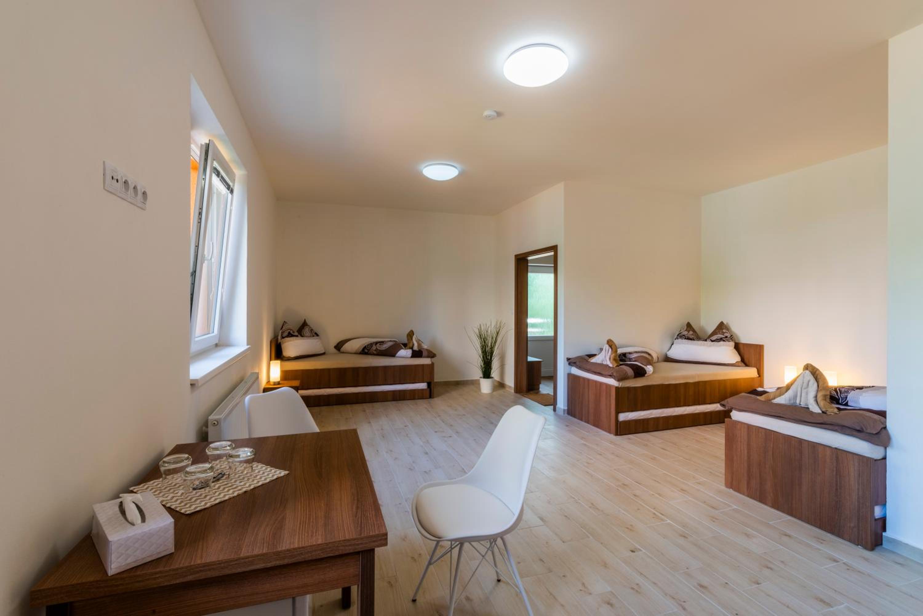 Family Room - Disability Access photo 1