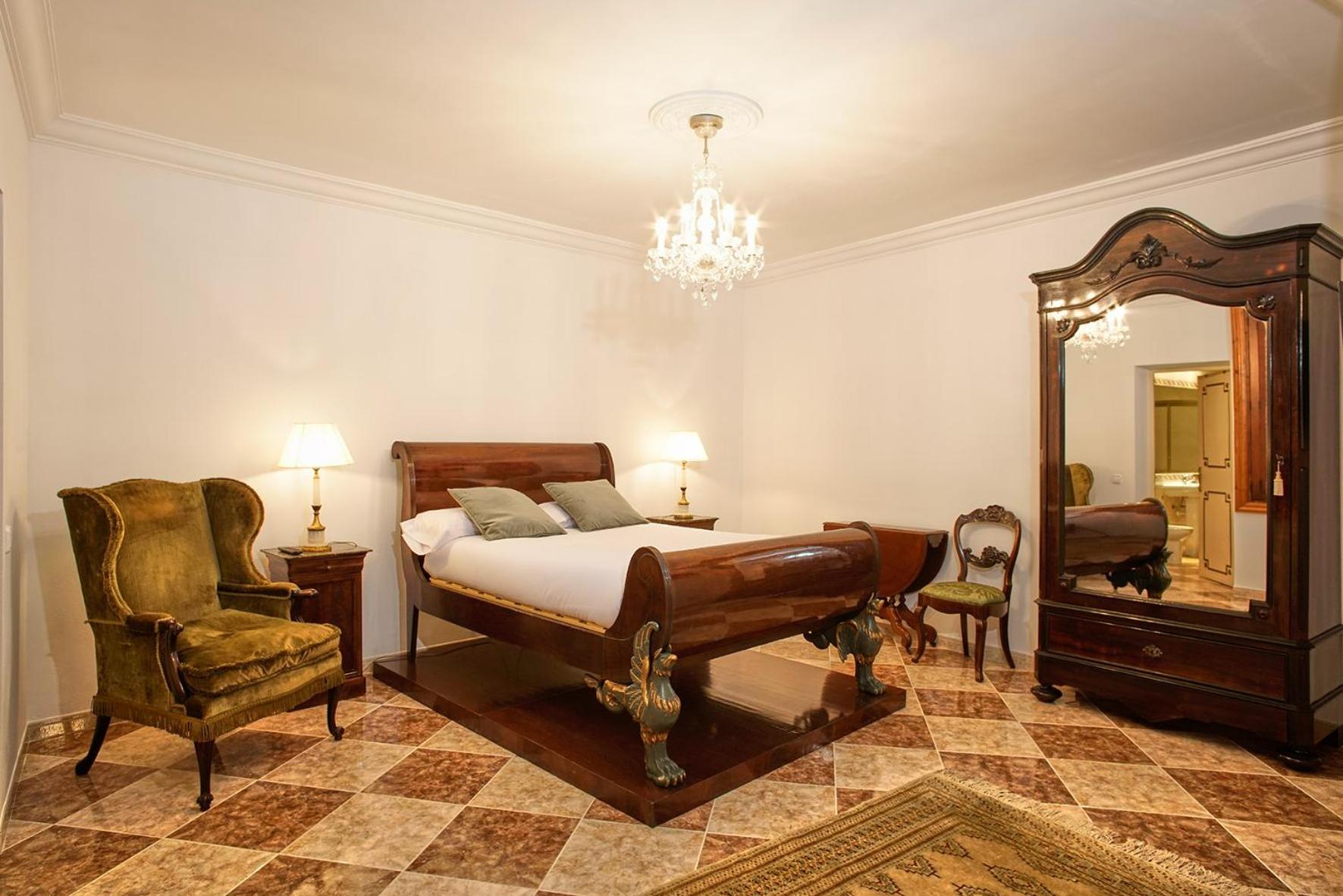 Habitación Doble de Lujo con Balcón