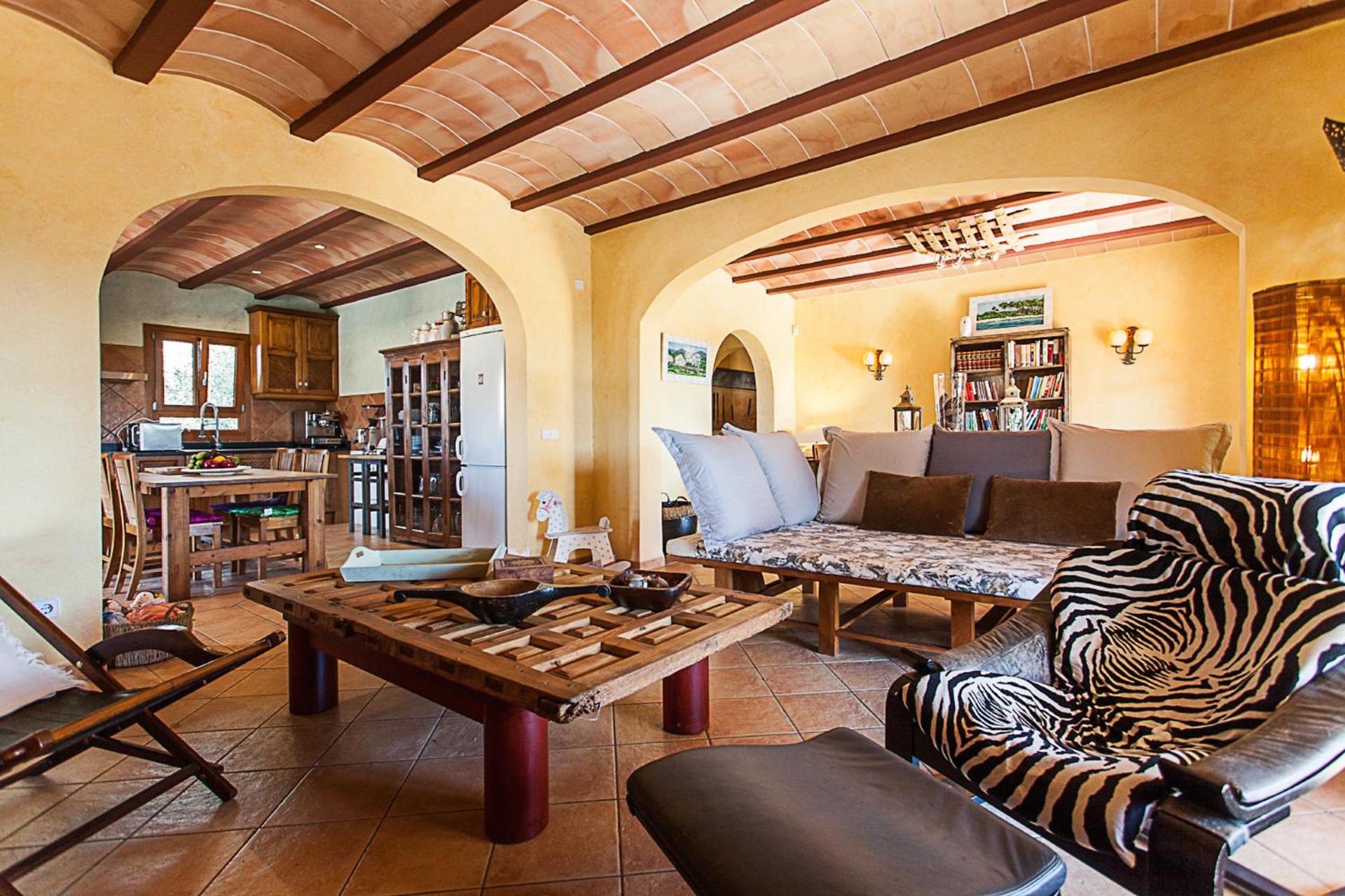 Four-Bedroom Vacation Home photo 2