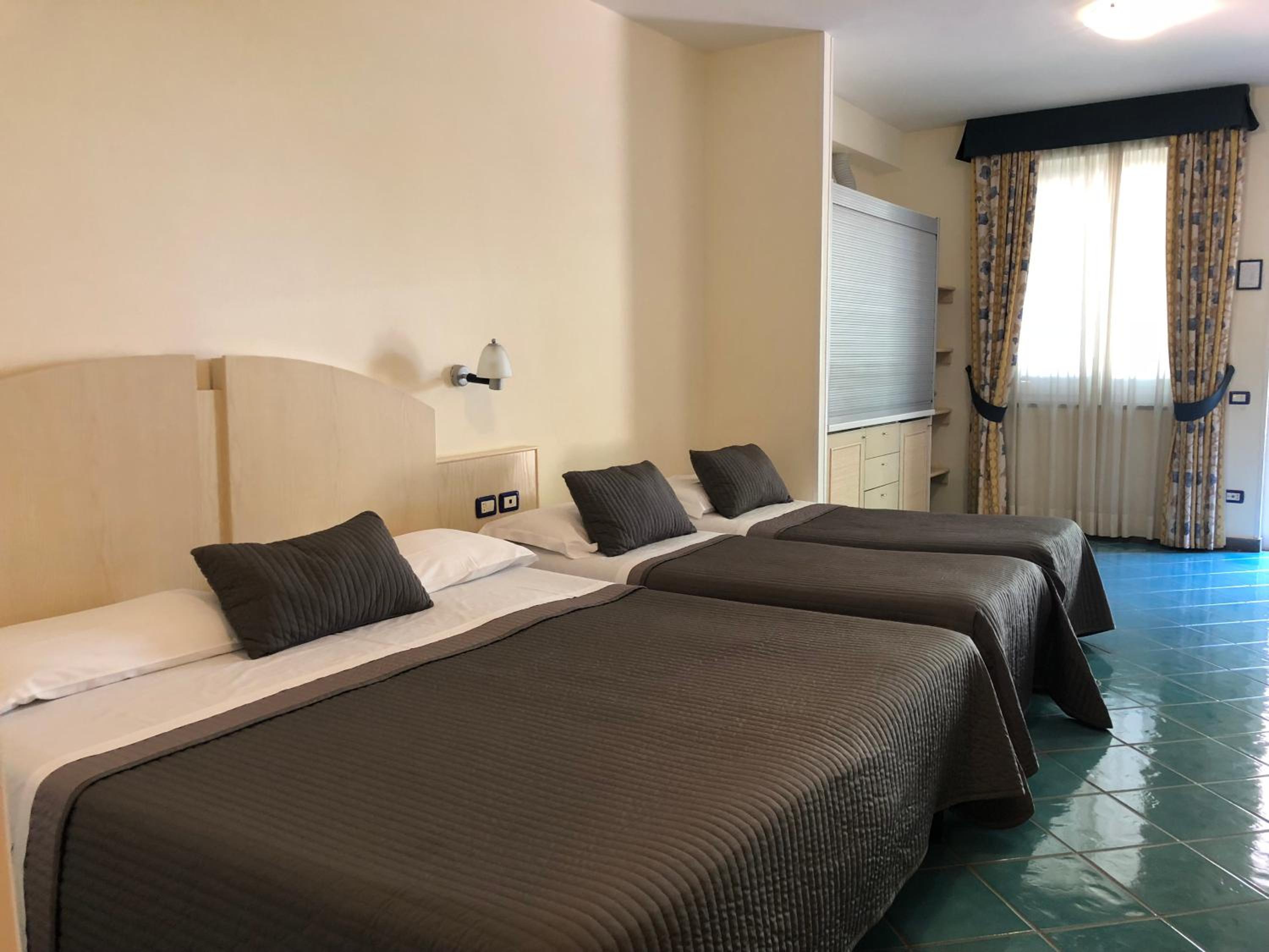 Triple Room - Photo 1