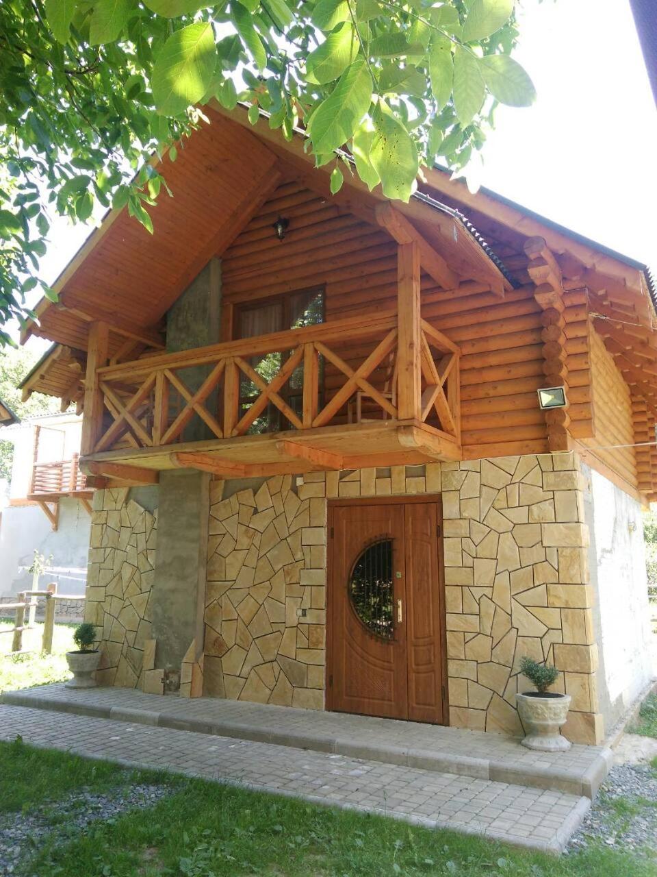 One-Bedroom House photo 1