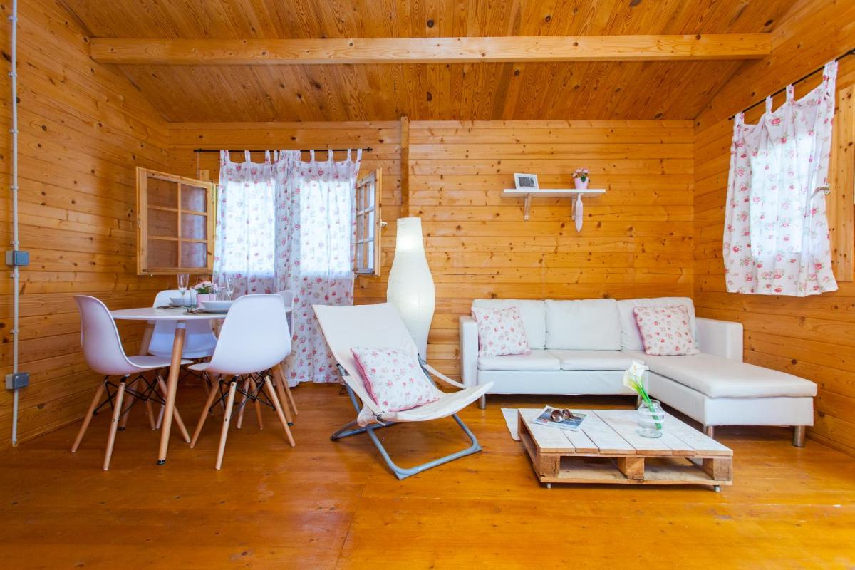Two-Bedroom Holiday Home photo 1