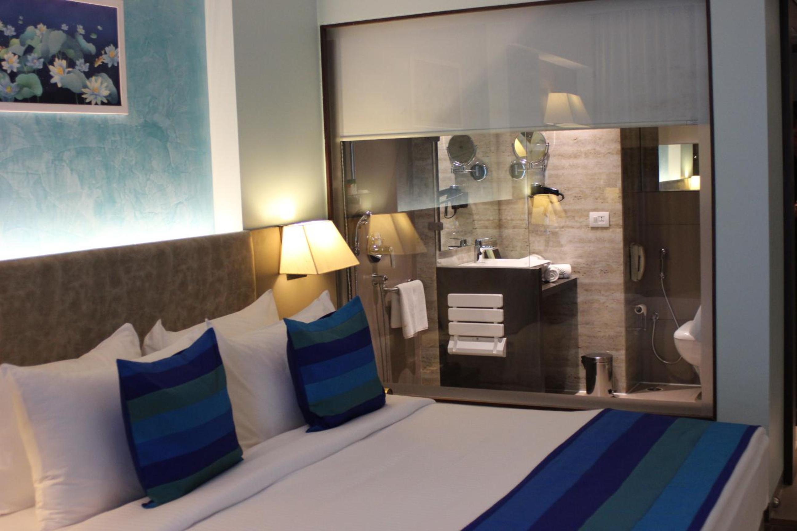 Fern Club Room - 15% Discount On F&B And Laundry photo 2