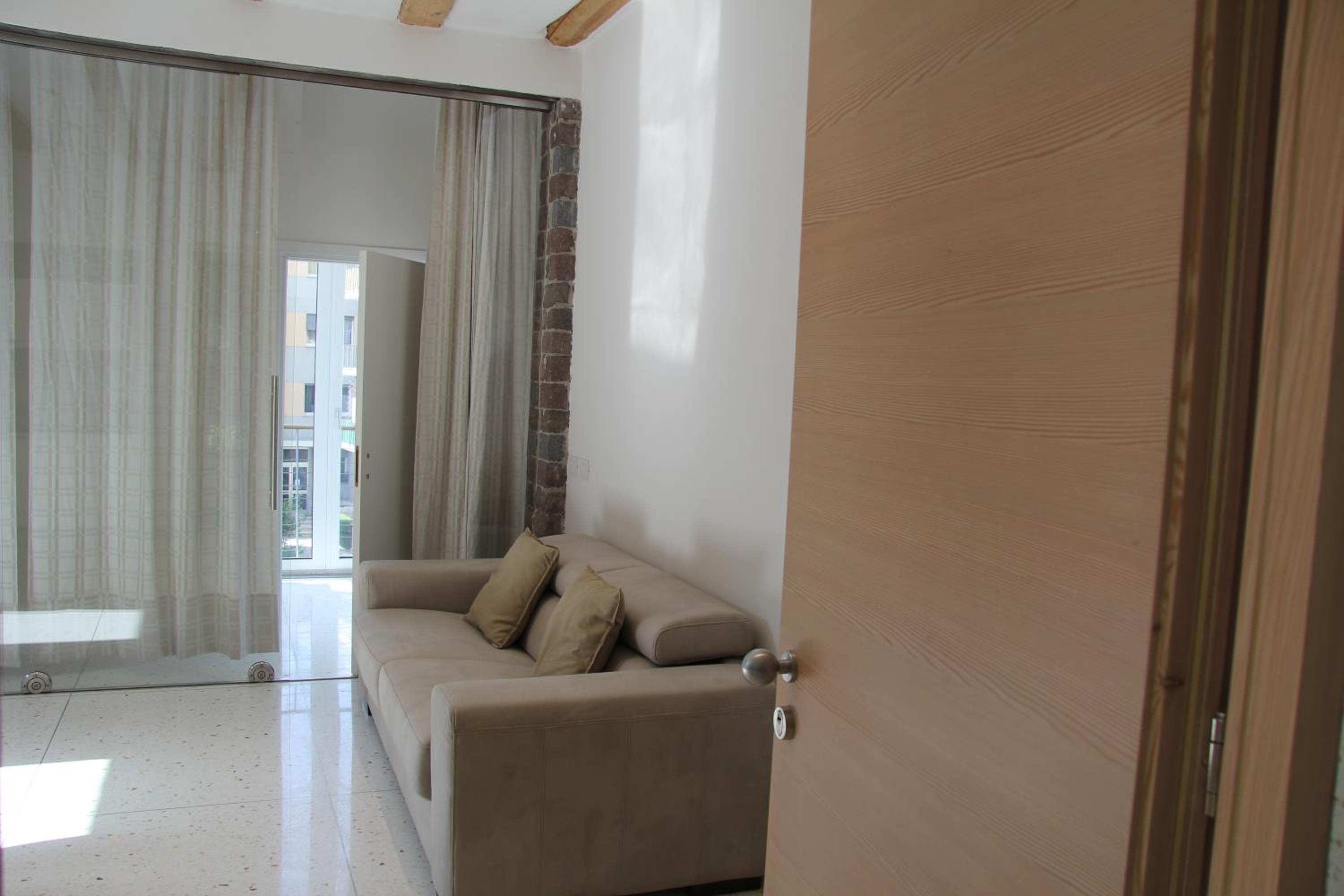 Two-Bedroom Apartment - Photo 20